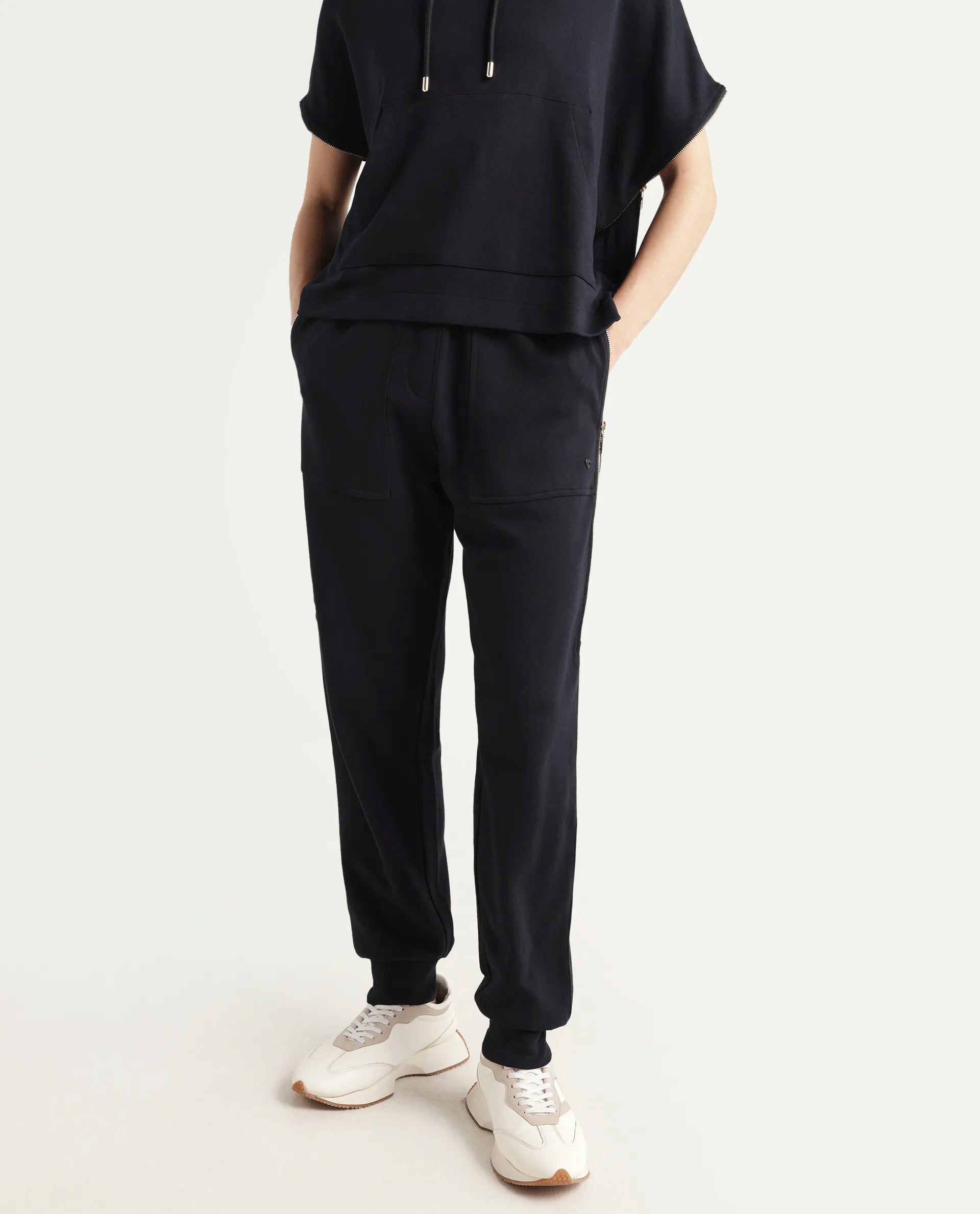 Rareism Women's Saints Black Cotton Blend Plain Ankle Length Regular Fit Track Pant