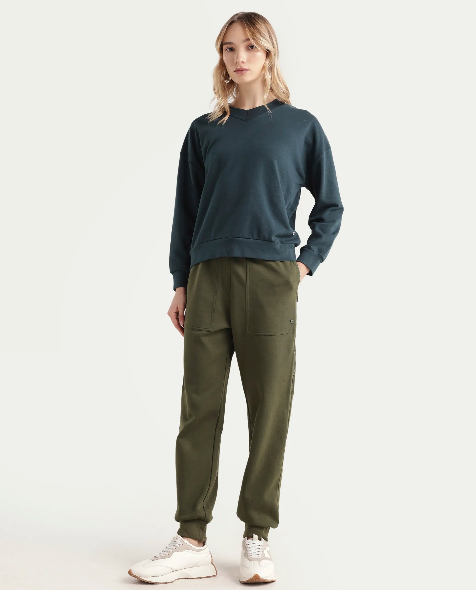 Rareism Women's Saints Olive Cotton Blend Plain Ankle Length Regular Fit Track Pant