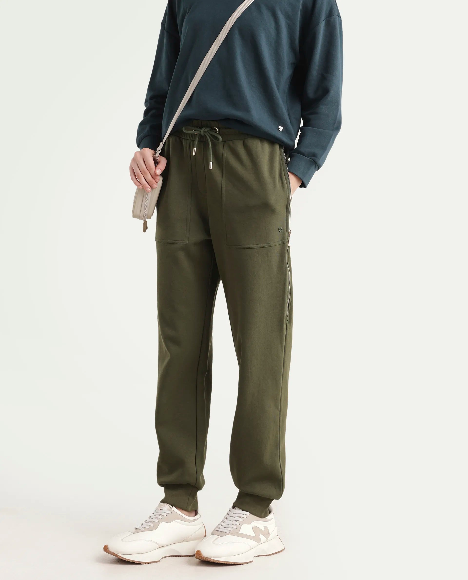 Rareism Women's Saints Olive Cotton Blend Plain Ankle Length Regular Fit Track Pant