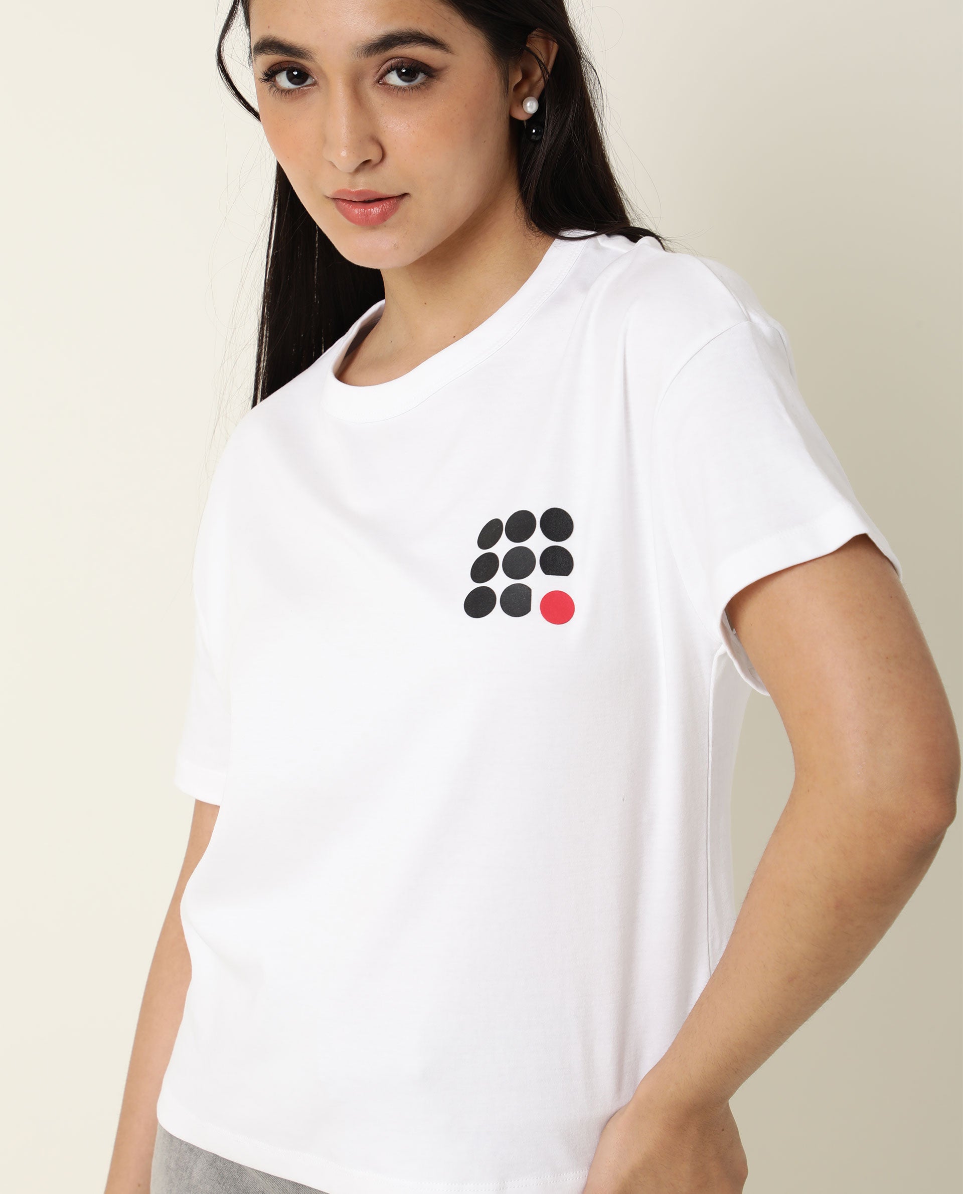 Rareism Women Sake White Cotton Fabric Regular Fit Half Sleeves Color Blocked Crew Neck T-Shirt