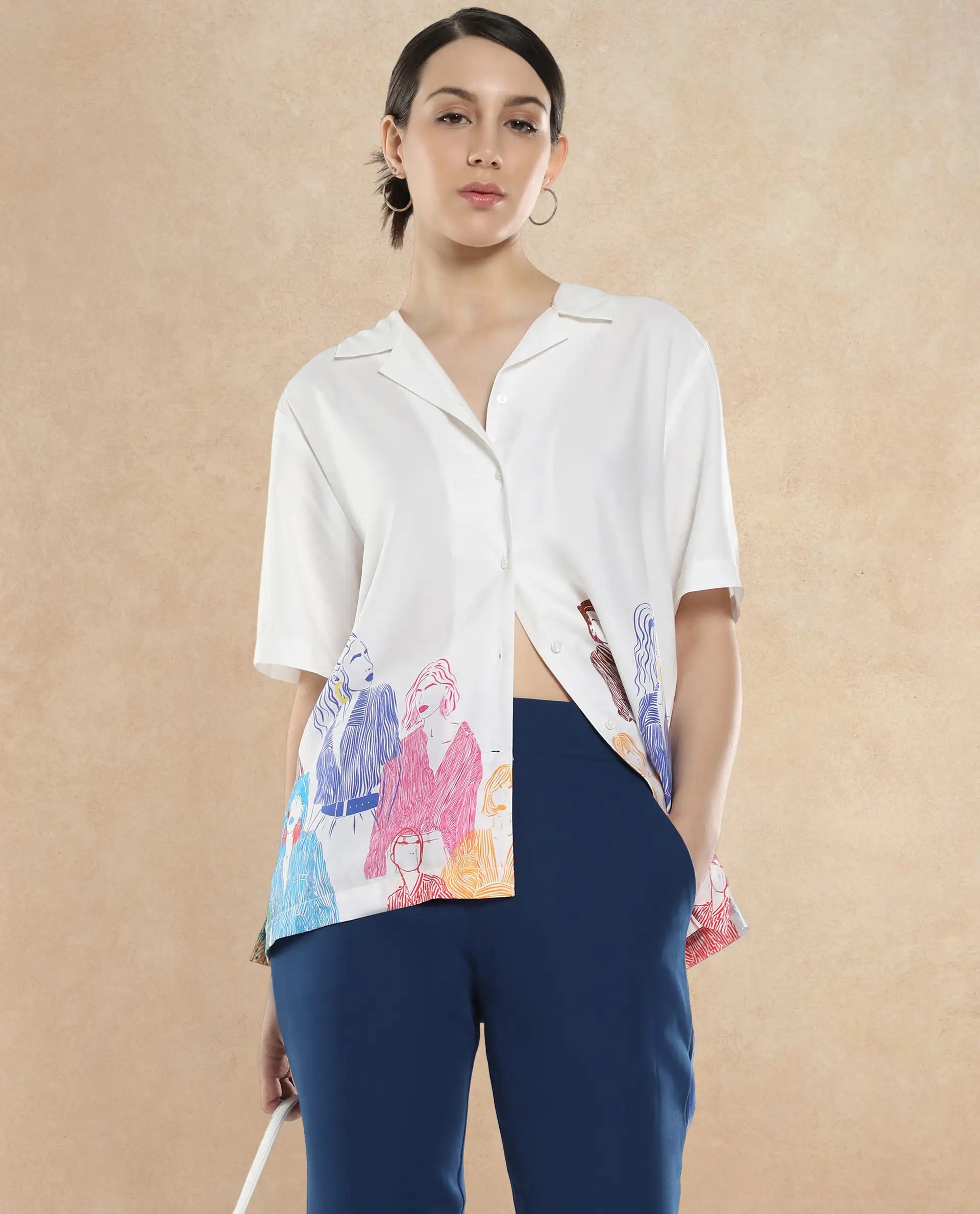 Rareism Women's Sandy Off White Viscose Spread Collar Abstract Print Relaxed Fit Top