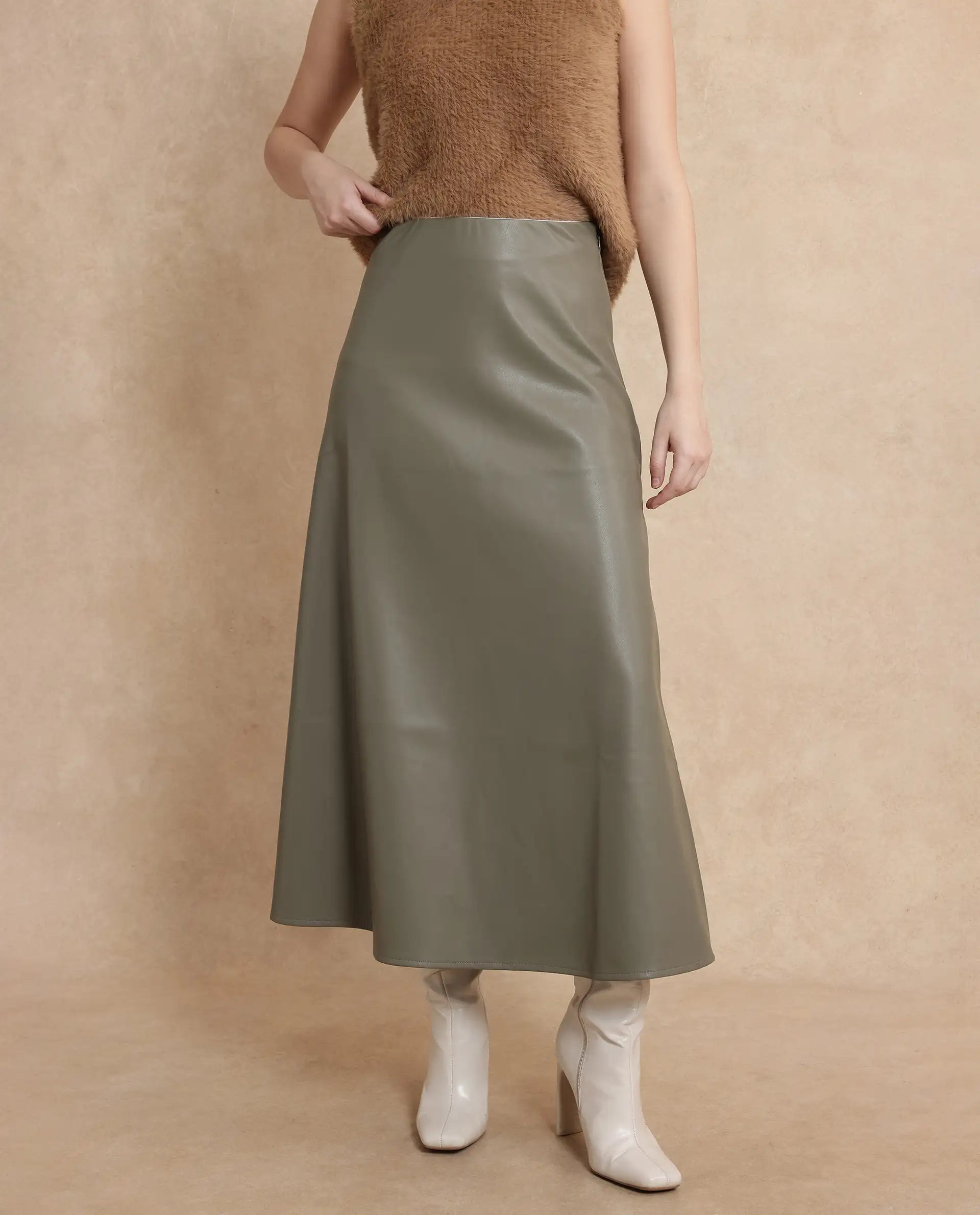 Rareism Women Serdo Olive Polyester Fabric Short Sleeve Plain Skirt