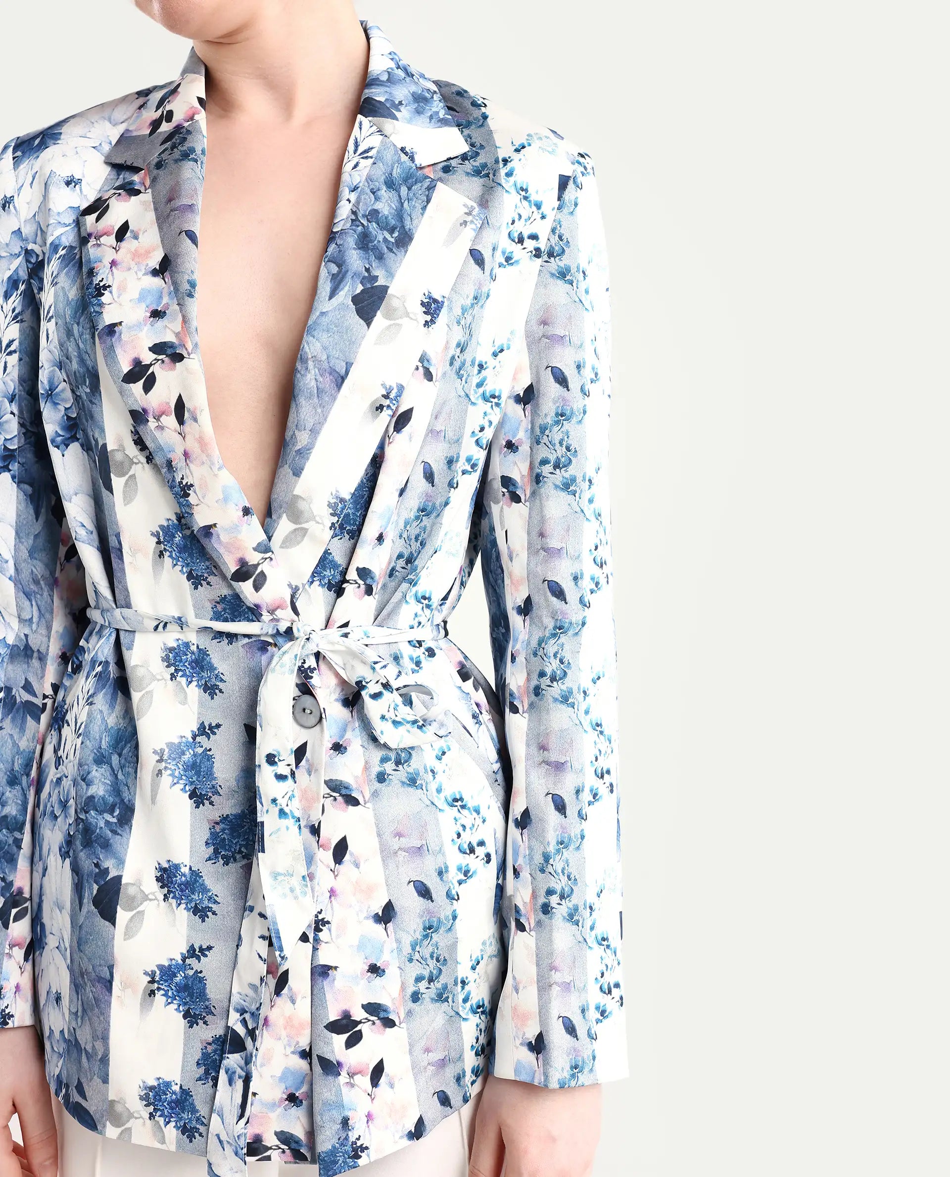 Rareism Women's Shabella Blue Polyester Lapel Neck Floral Print Tailored Blazer