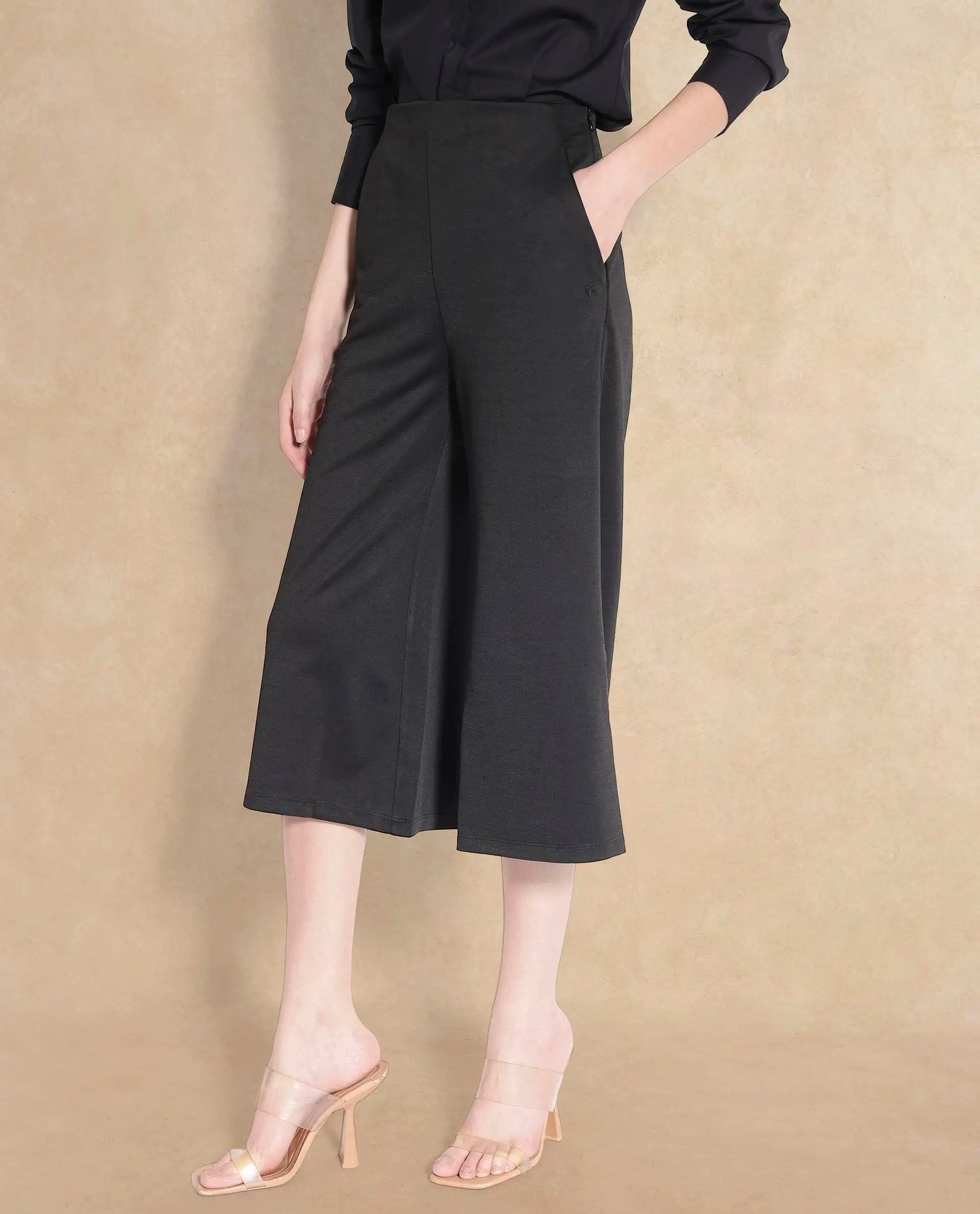 Rareism Women's Shoyo Black Polyester Plain Midi Flared Trouser