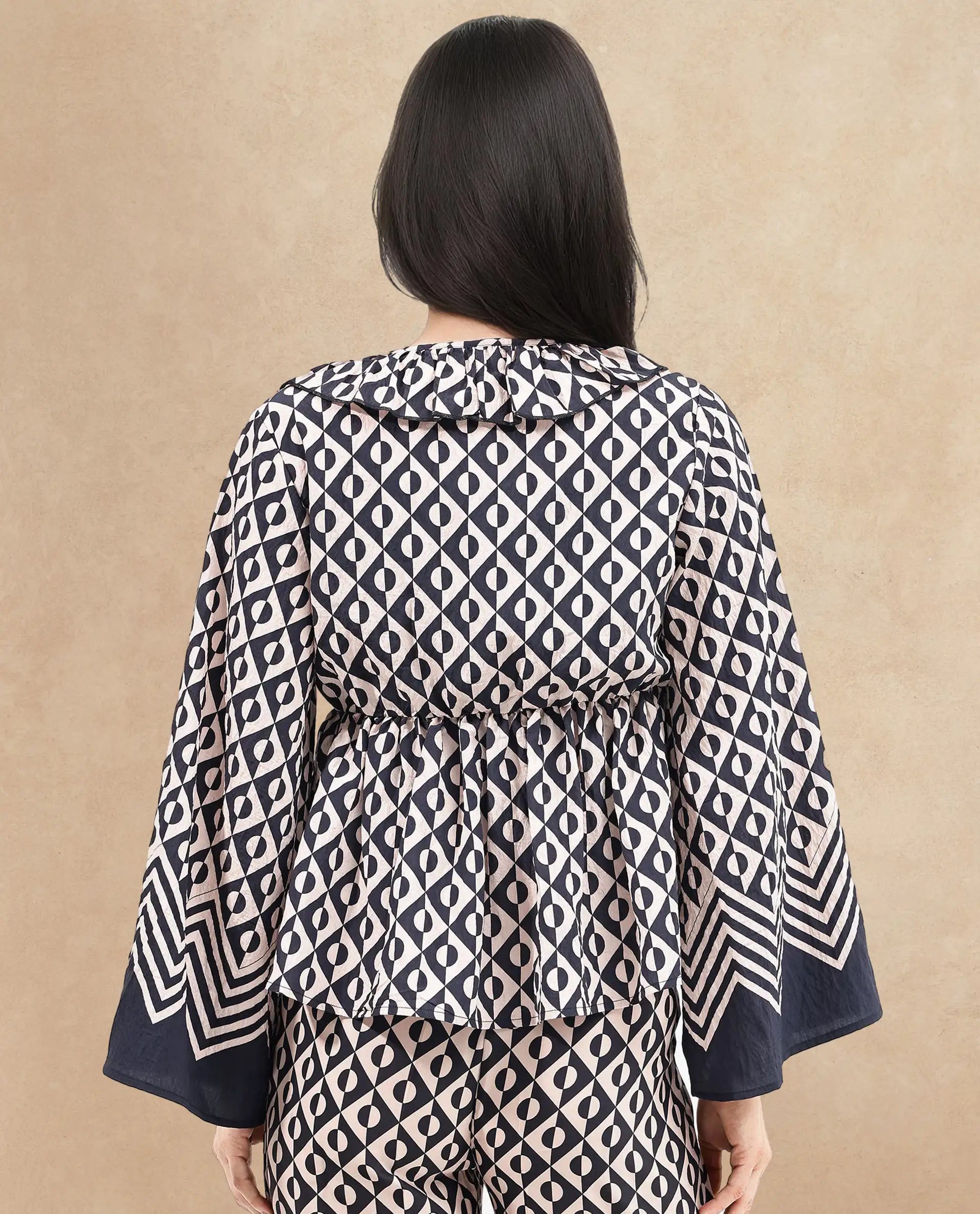 Rareism Women's Smor Black Viscose Blend Sweetheart Neck Geometric Print Bell Sleeve Regular Fit Top