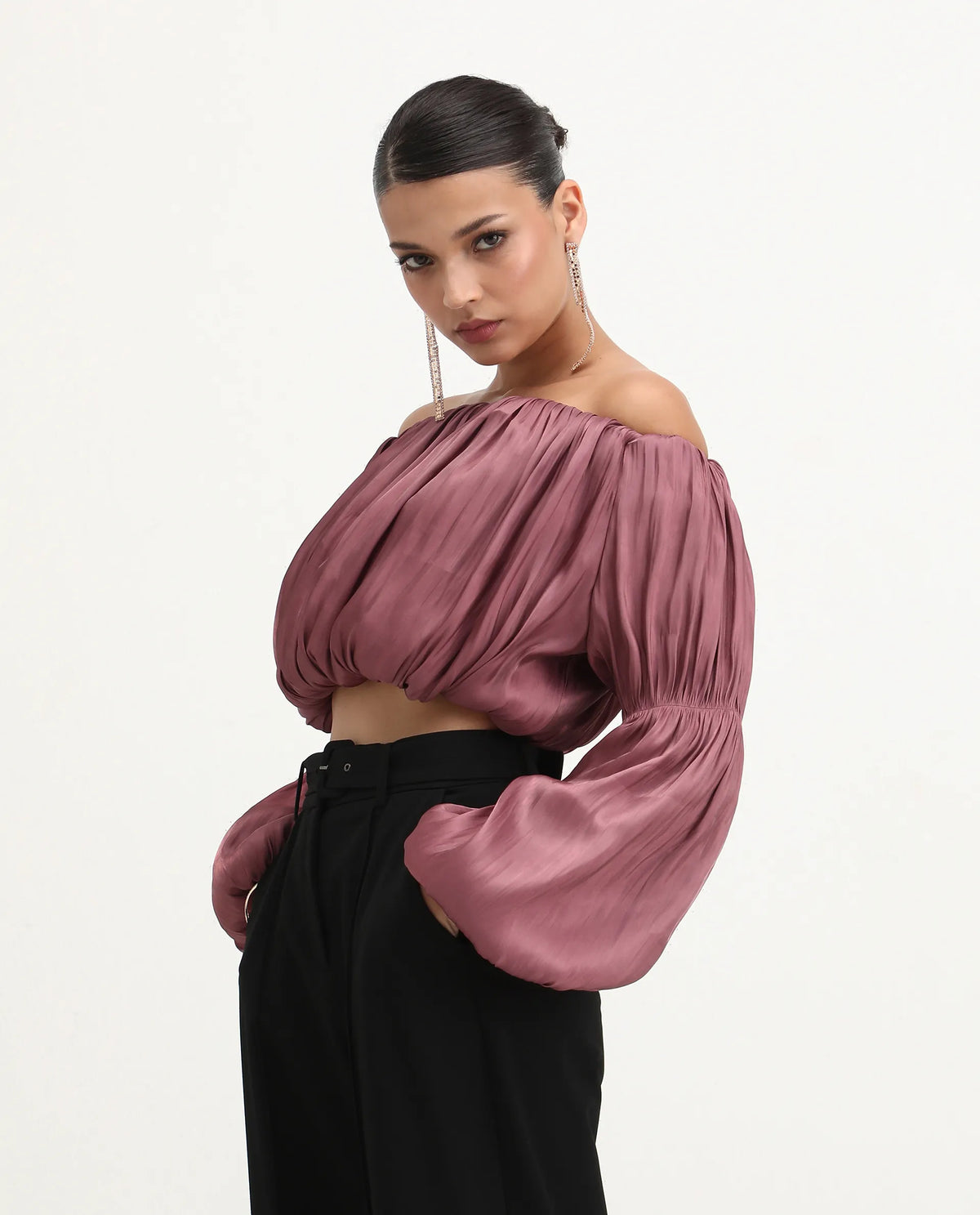 Rareism Women's Somhu Pink Polyester Off Shoulder Plain Fashion Sleeve Crop Fitted Top