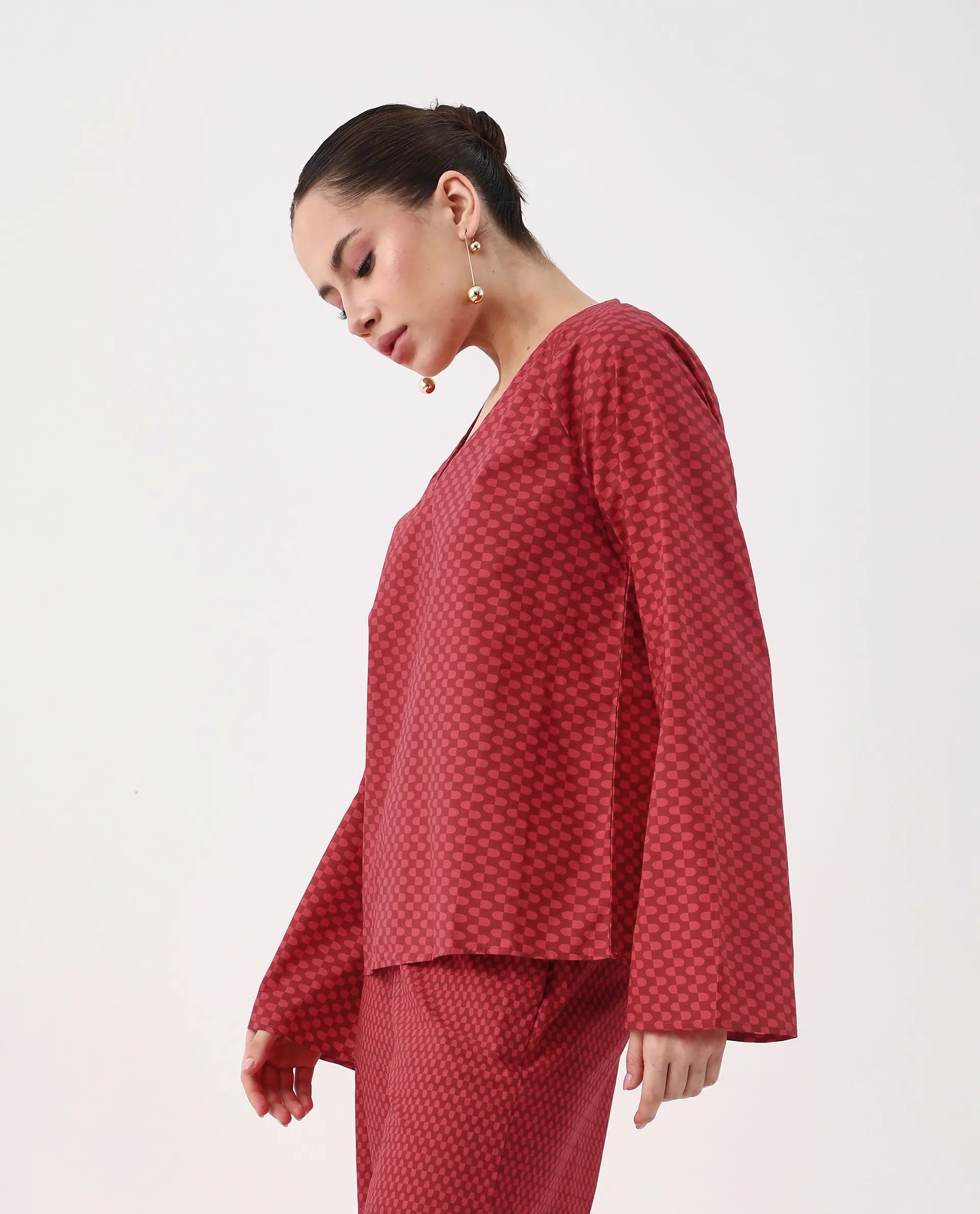 Rareism Women's Somkyu T Red Cotton Round Neck Geometric Print Raglan Sleeve Regular Fit Top