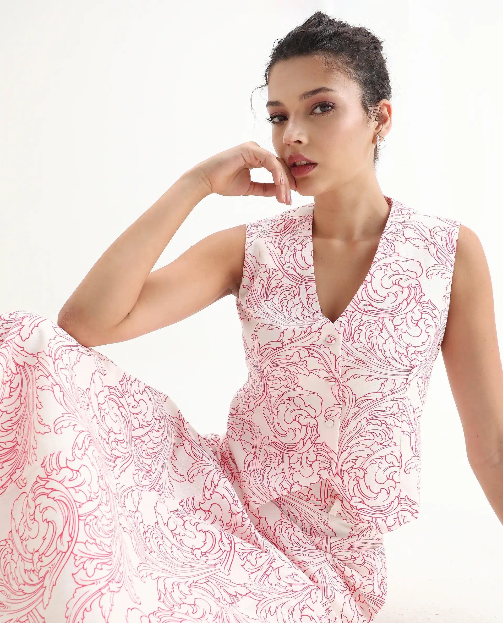 Rareism Women's Somnos T White Cotton V-Neck Abstract Print Sleeveless Regular Fit Top