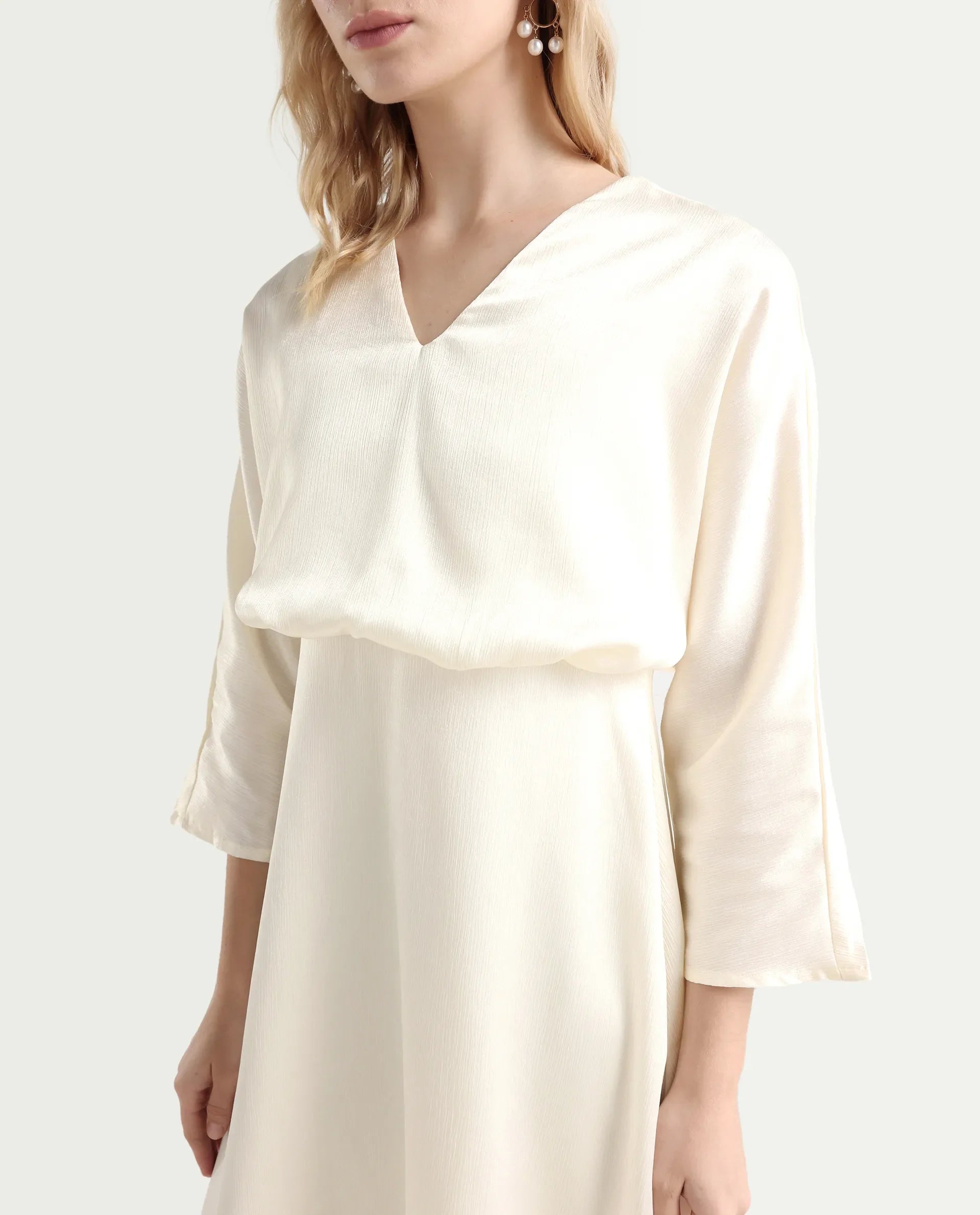 Rareism Women's Somsho Off White Polyester V-Neck Plain Kimono Sleeve Maxi A-Line Dress