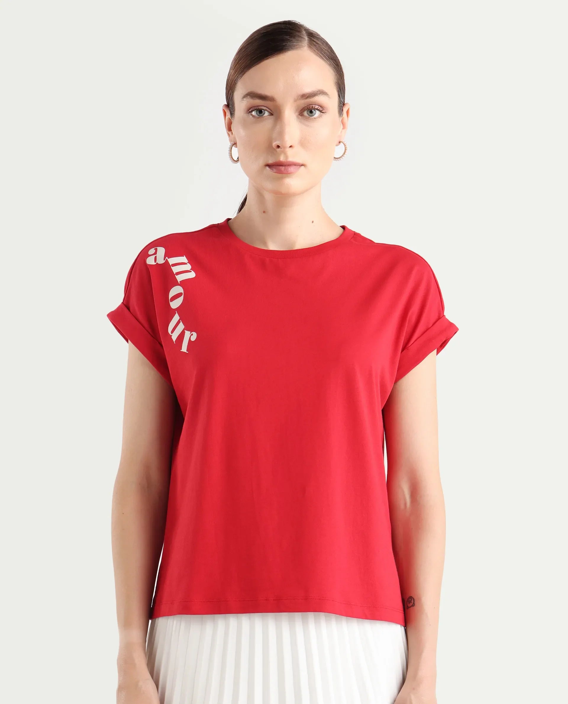 Rareism Women's Somvet-R Red Cotton Regular Graphic Print T-Shirt