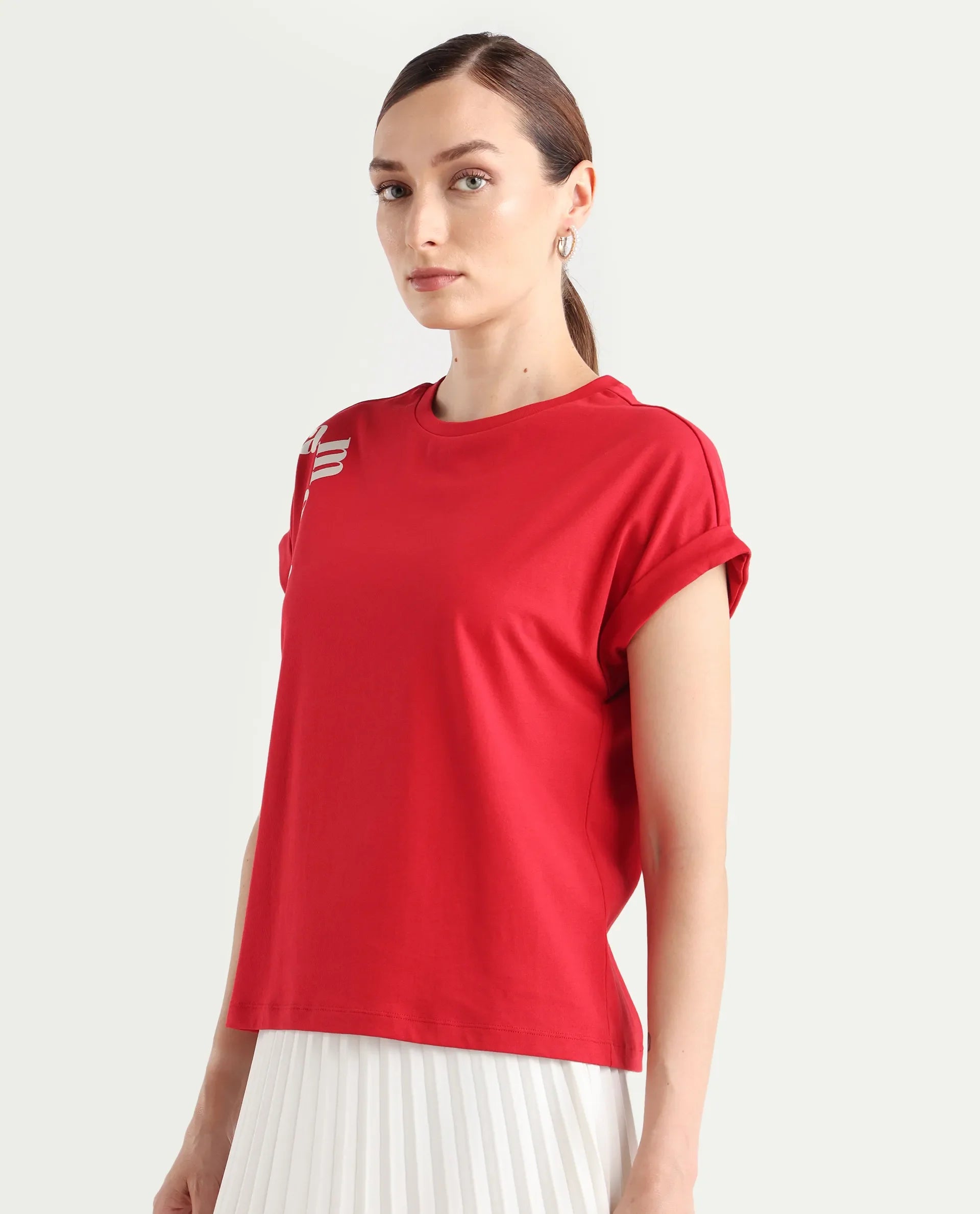 Rareism Women's Somvet-R Red Cotton Regular Graphic Print T-Shirt