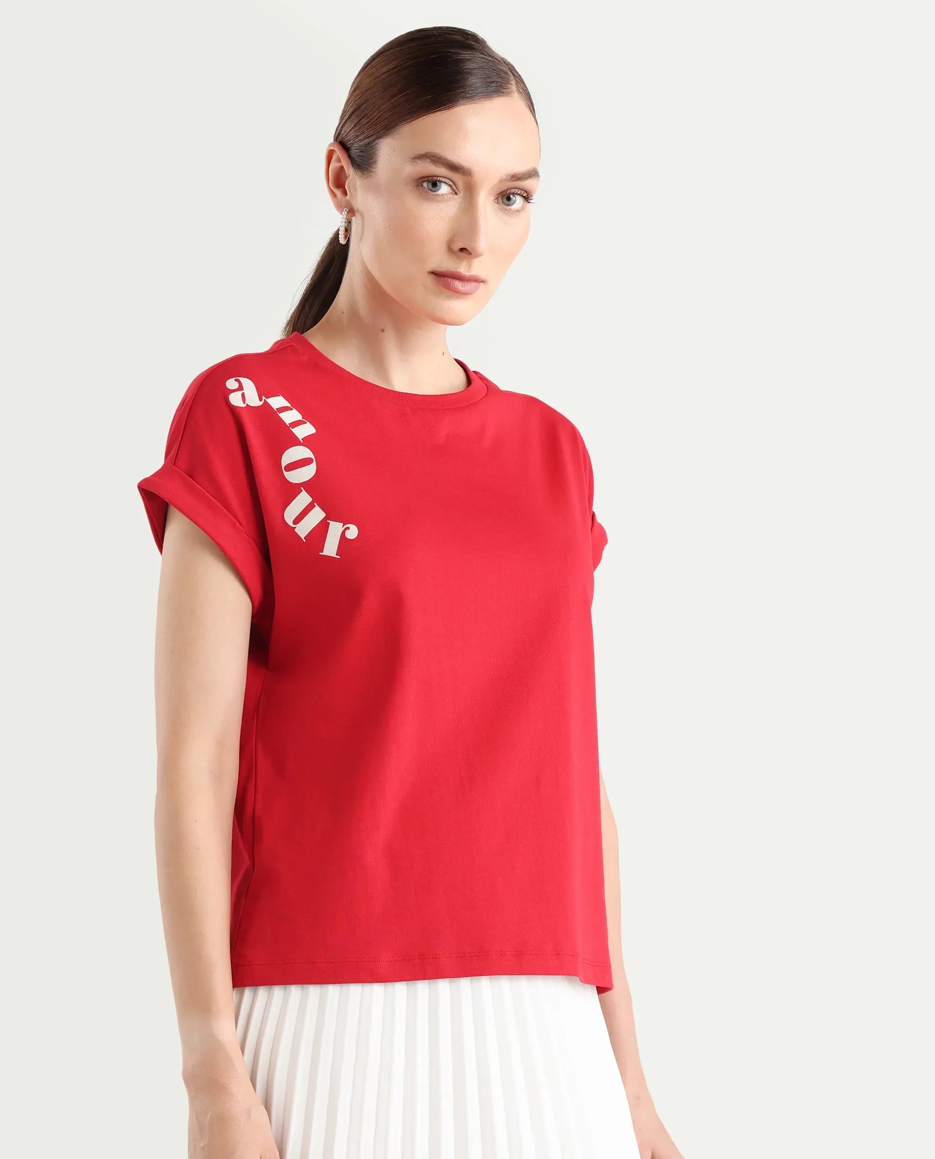 Rareism Women's Somvet-R Red Cotton Regular Graphic Print T-Shirt