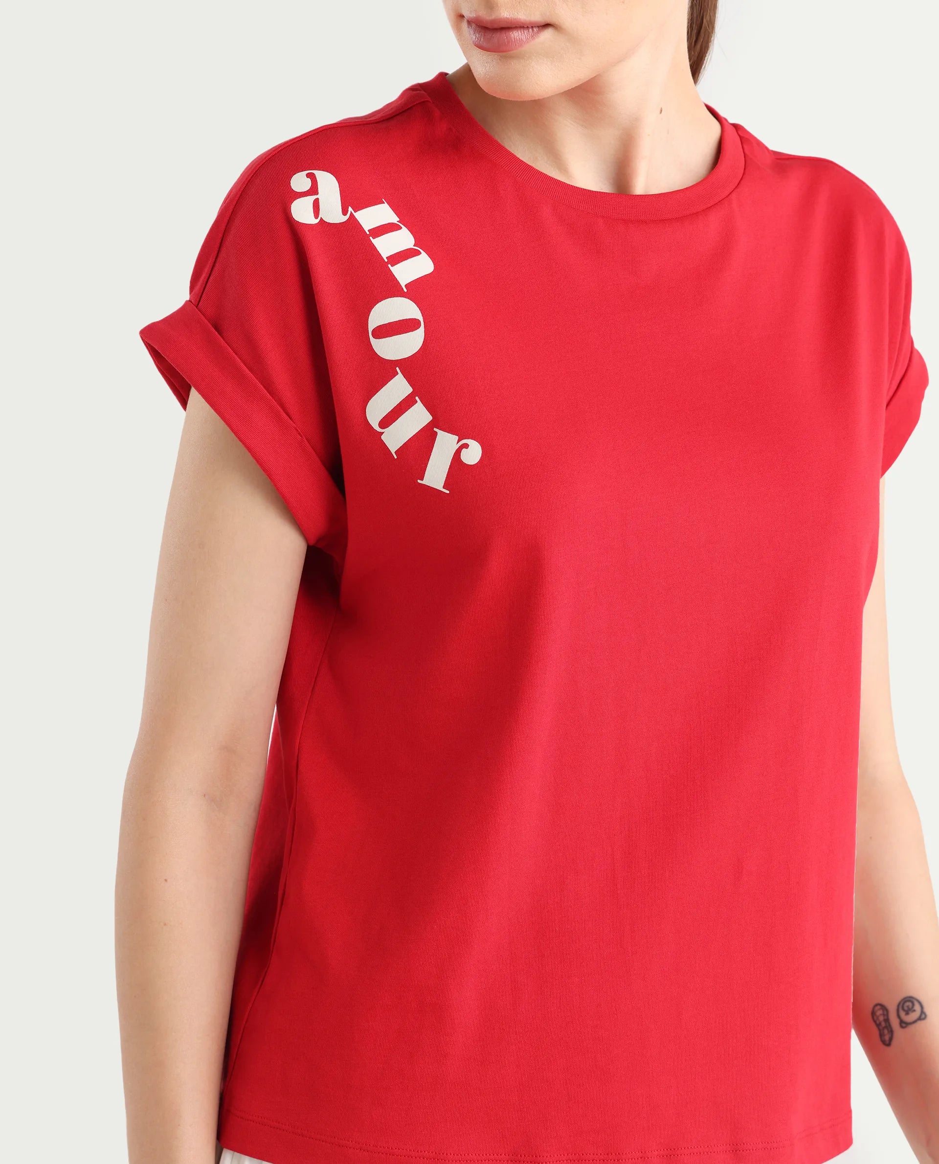 Rareism Women's Somvet-R Red Cotton Regular Graphic Print T-Shirt