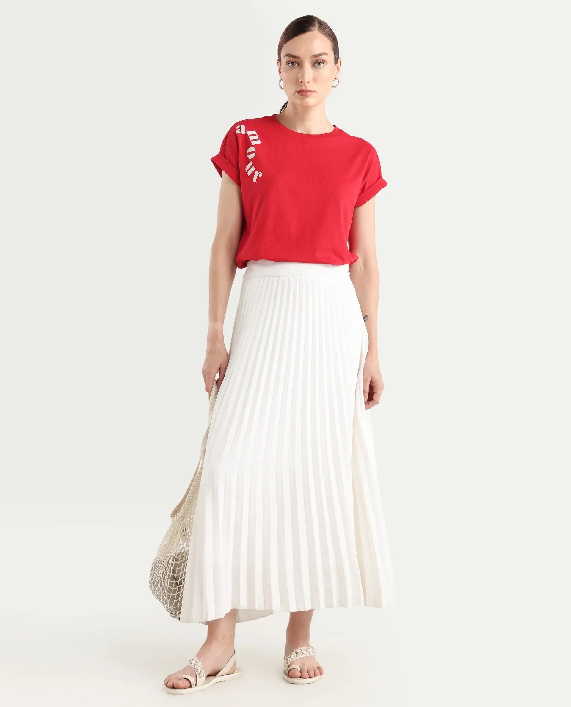 Rareism Women's Somvet-R Red Cotton Regular Graphic Print T-Shirt