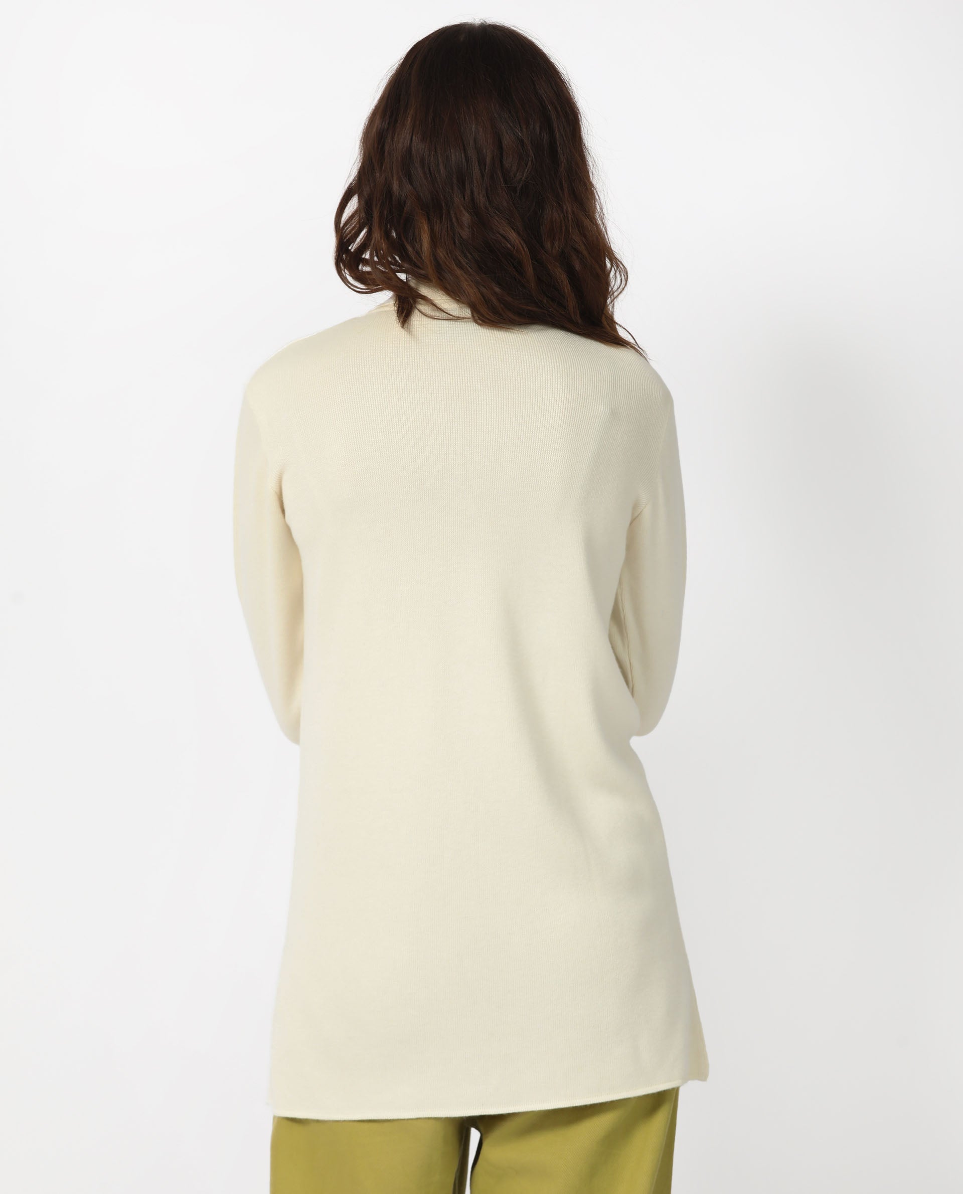 Rareism Women's Telkon Off White Viscose Spread Collar Plain Regular Fit Sweater