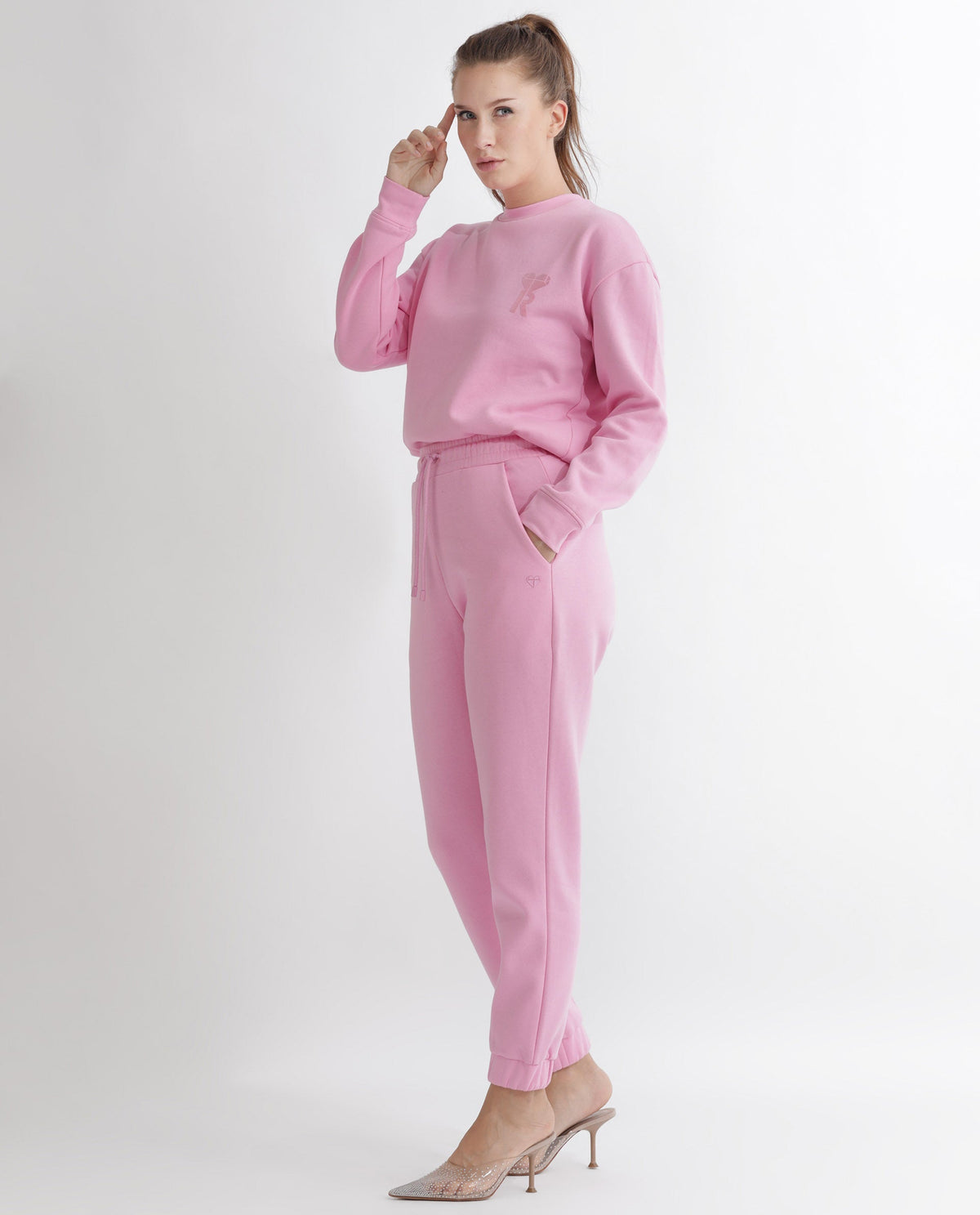 Rareism Women Terac F Light Pink Poly Cotton Fabric Regular Fit Solid Mid Rise Ankle Length Track Pant