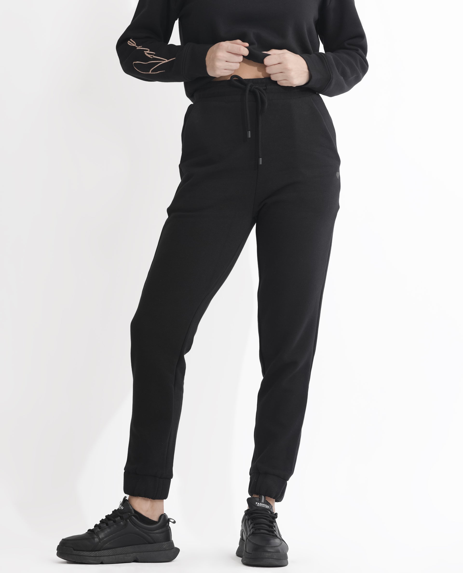 Rareism Women's Terac F Black Polyester Blend Plain Ankle Length Regular Fit Track Pant