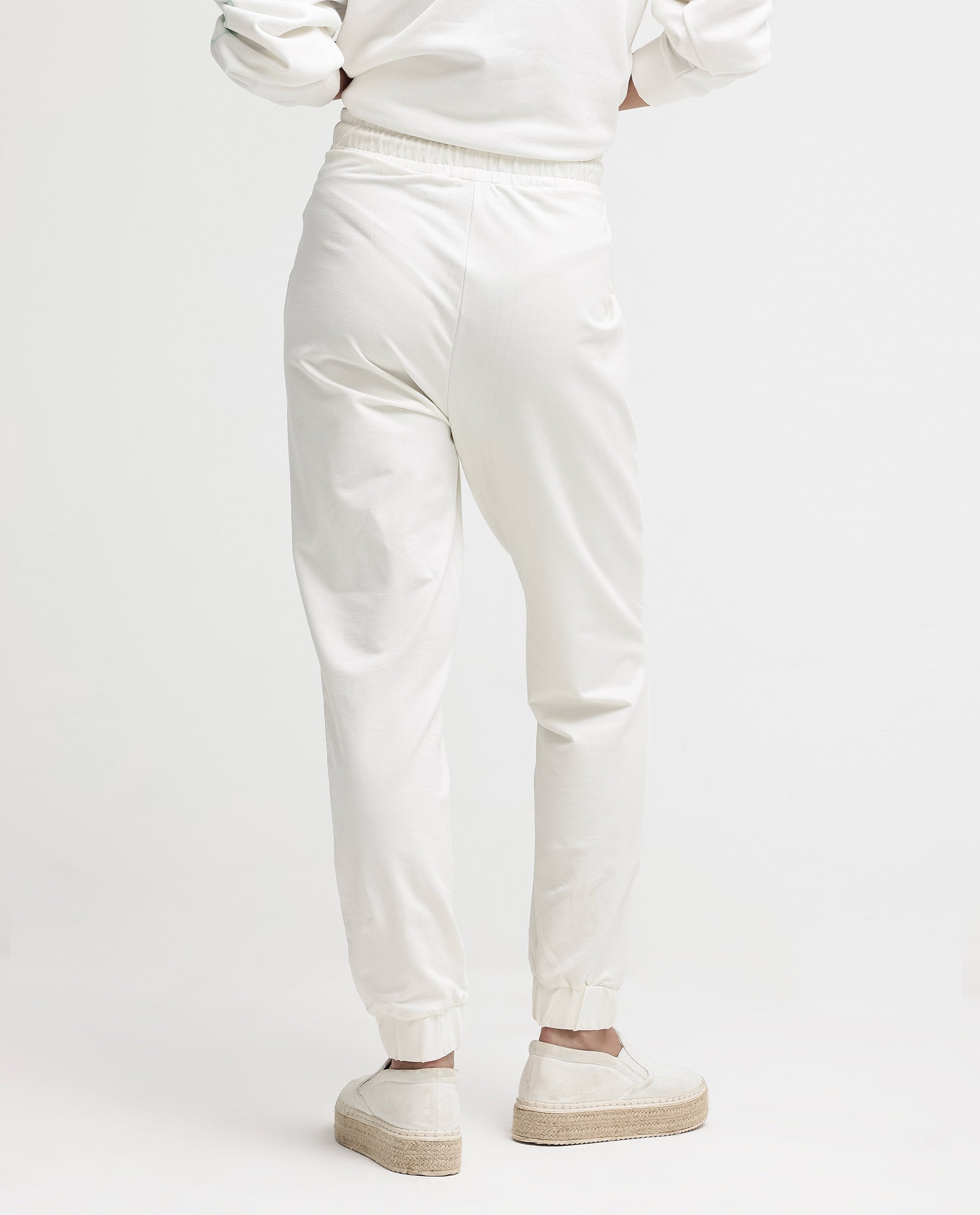 Rareism Women's Terac Off White Polyester Blend Plain Ankle Length Regular Fit Track Pant