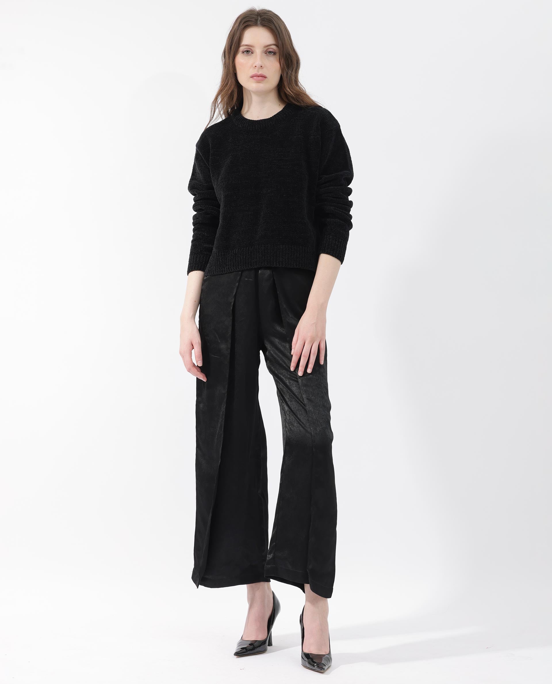 Rareism Women's Tosti Black Cotton Crew Neck Plain Regular Fit Sweater