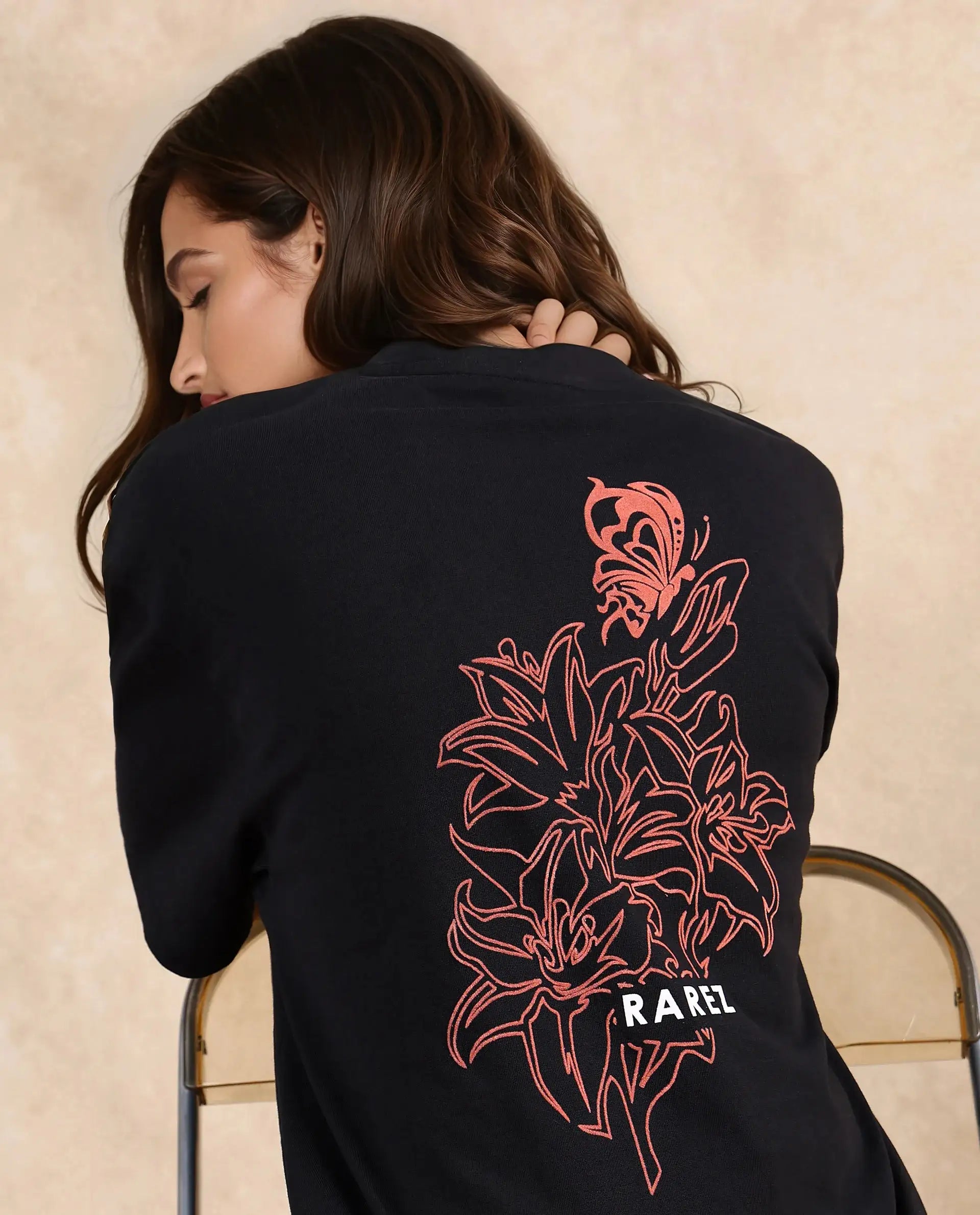 Rareism Women's Trill Black Cotton Crew Neck Graphic Print Oversized T-Shirt