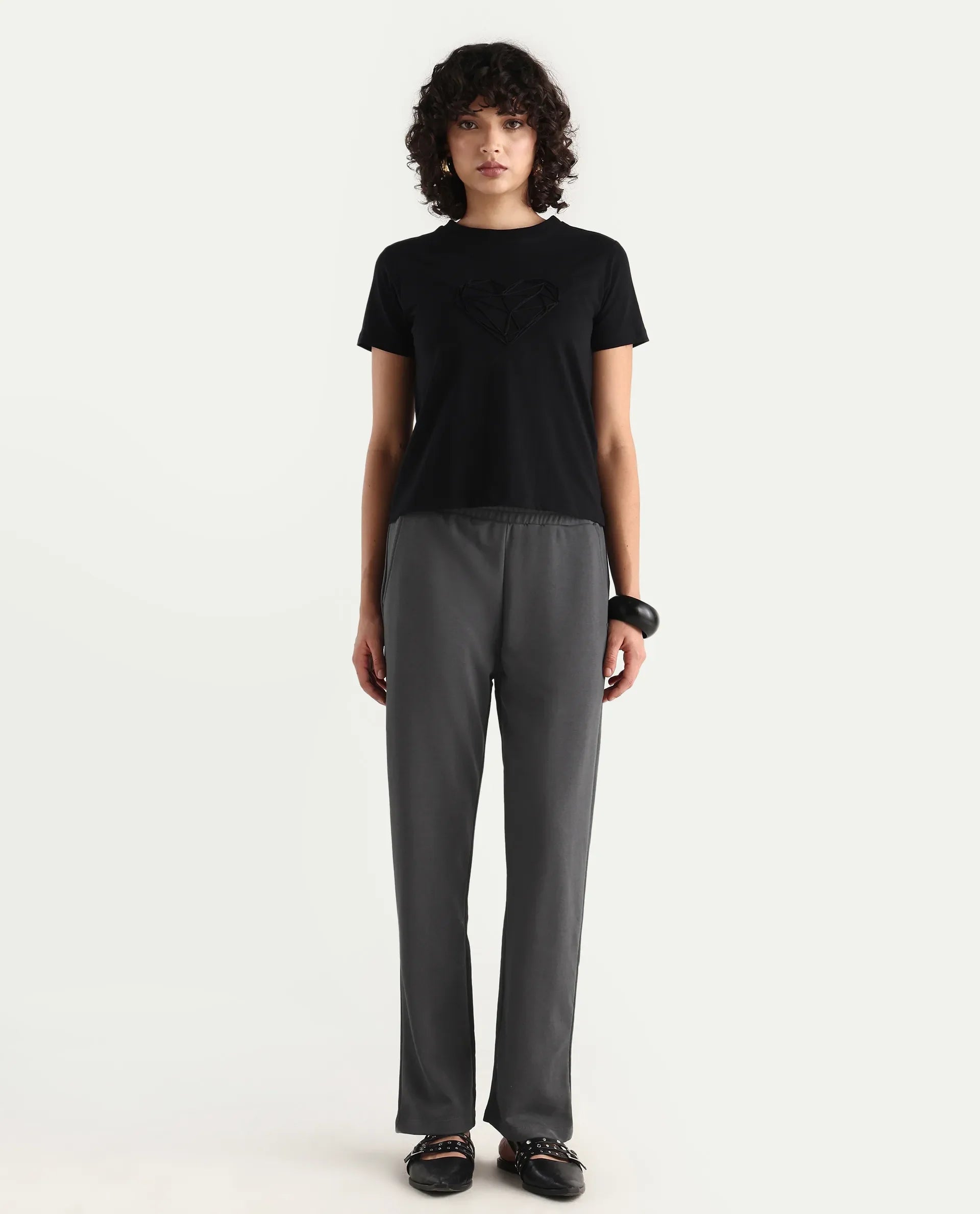 Rareism Women's Trunky Dark Grey Cotton Blend Plain Ankle Length Straight Fit Track Pant