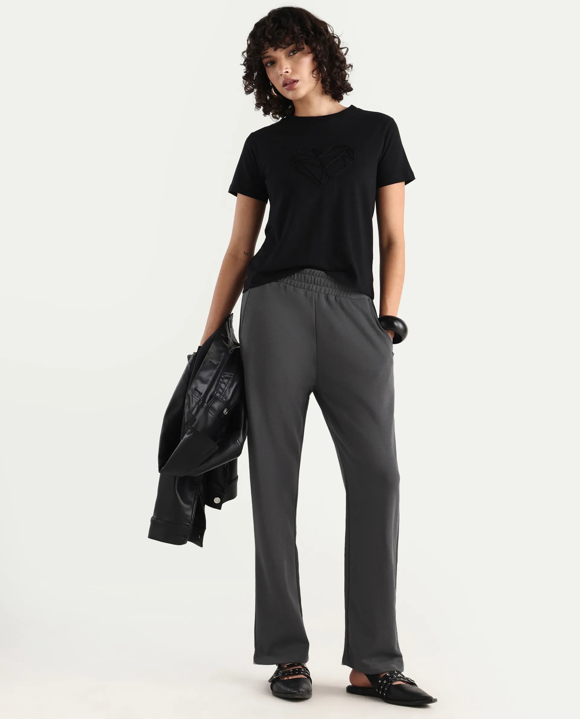 Rareism Women's Trunky Dark Grey Cotton Blend Plain Ankle Length Straight Fit Track Pant