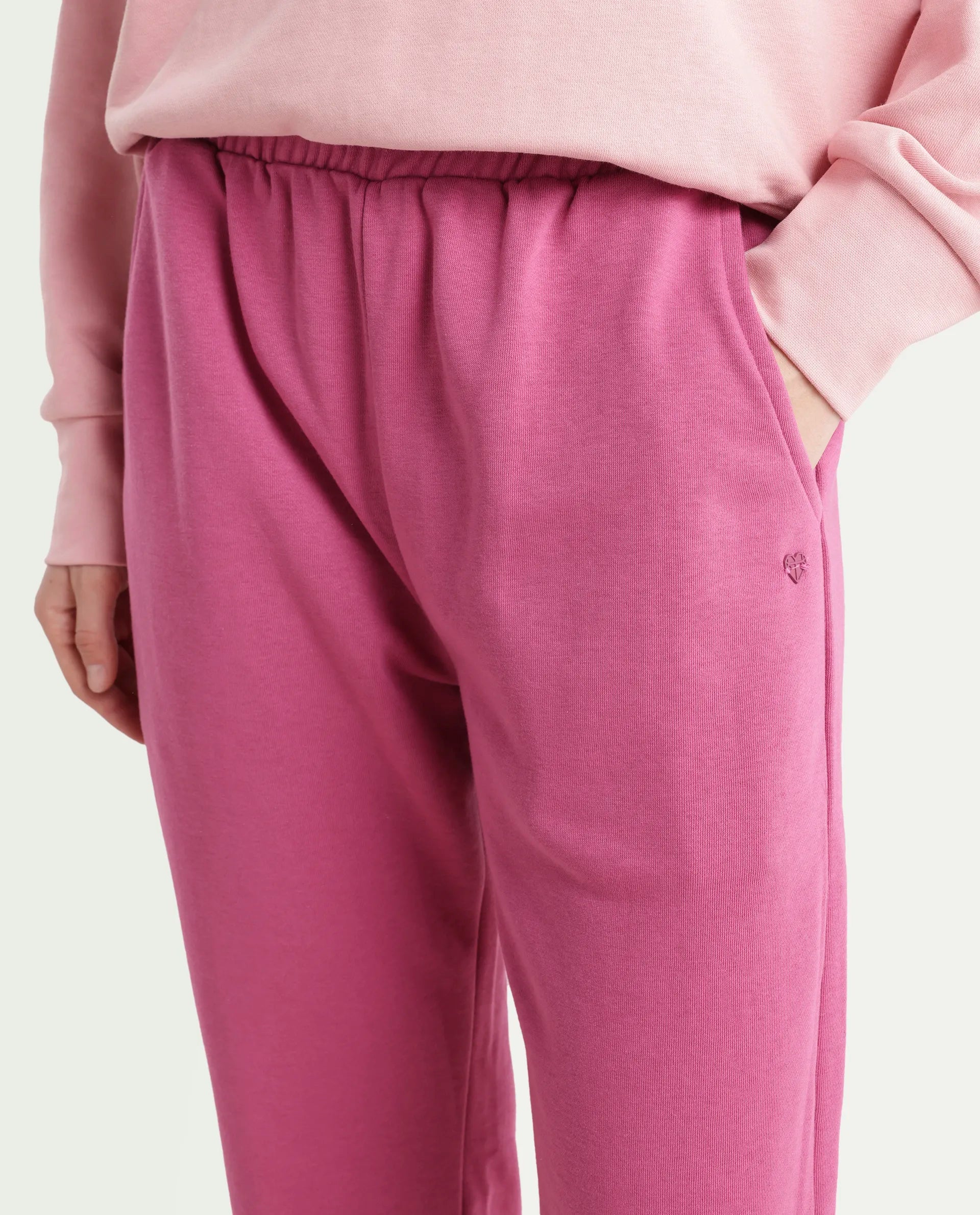 Rareism Women's Trunky Dark Pink Cotton Blend Plain Ankle Length Straight Fit Track Pant