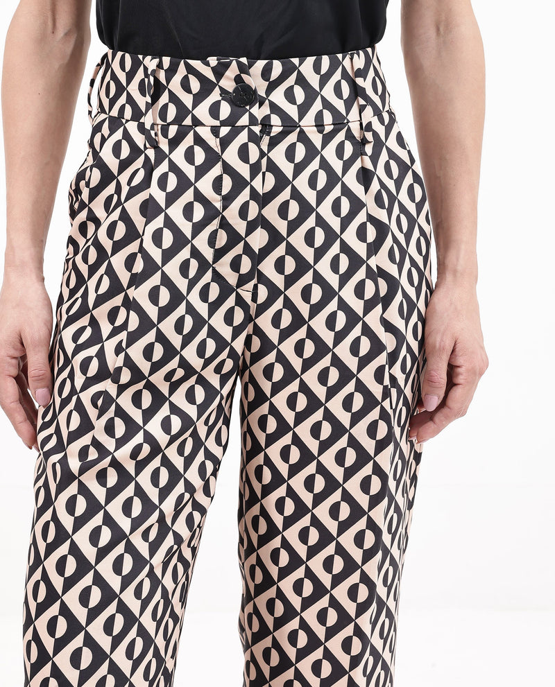 Rareism Women Urapan Black Straight Fit Geometric Print Ankle Length Trouser