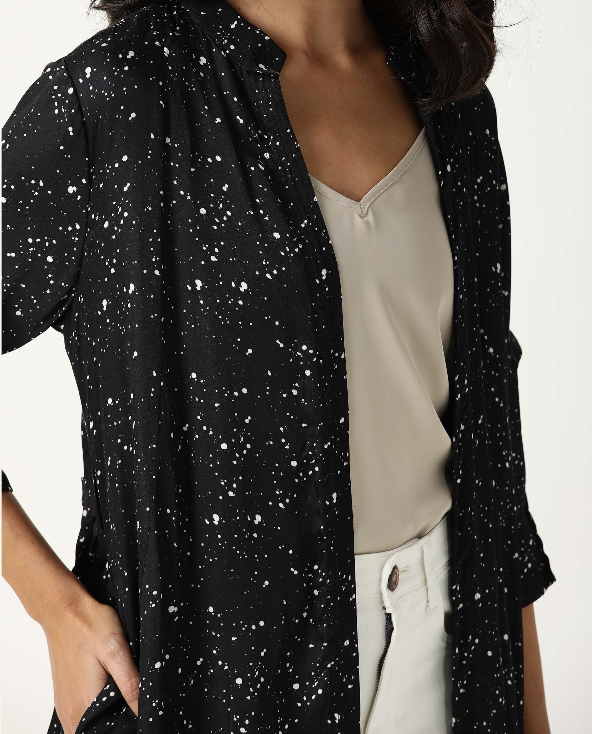 Rareism Women Dune Black Overlayer Short Sleeves Printed