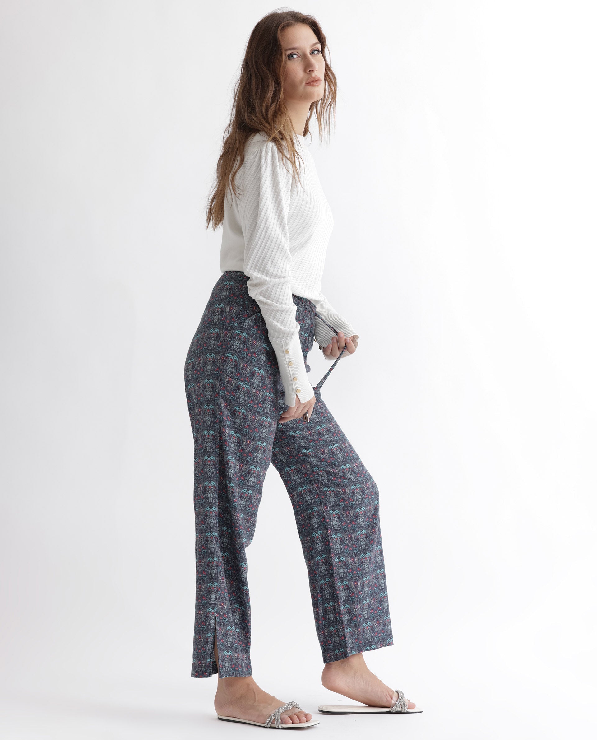 Rareism Women's Victo Grey Cotton Geometric Print Ankle Length Tailored Trouser