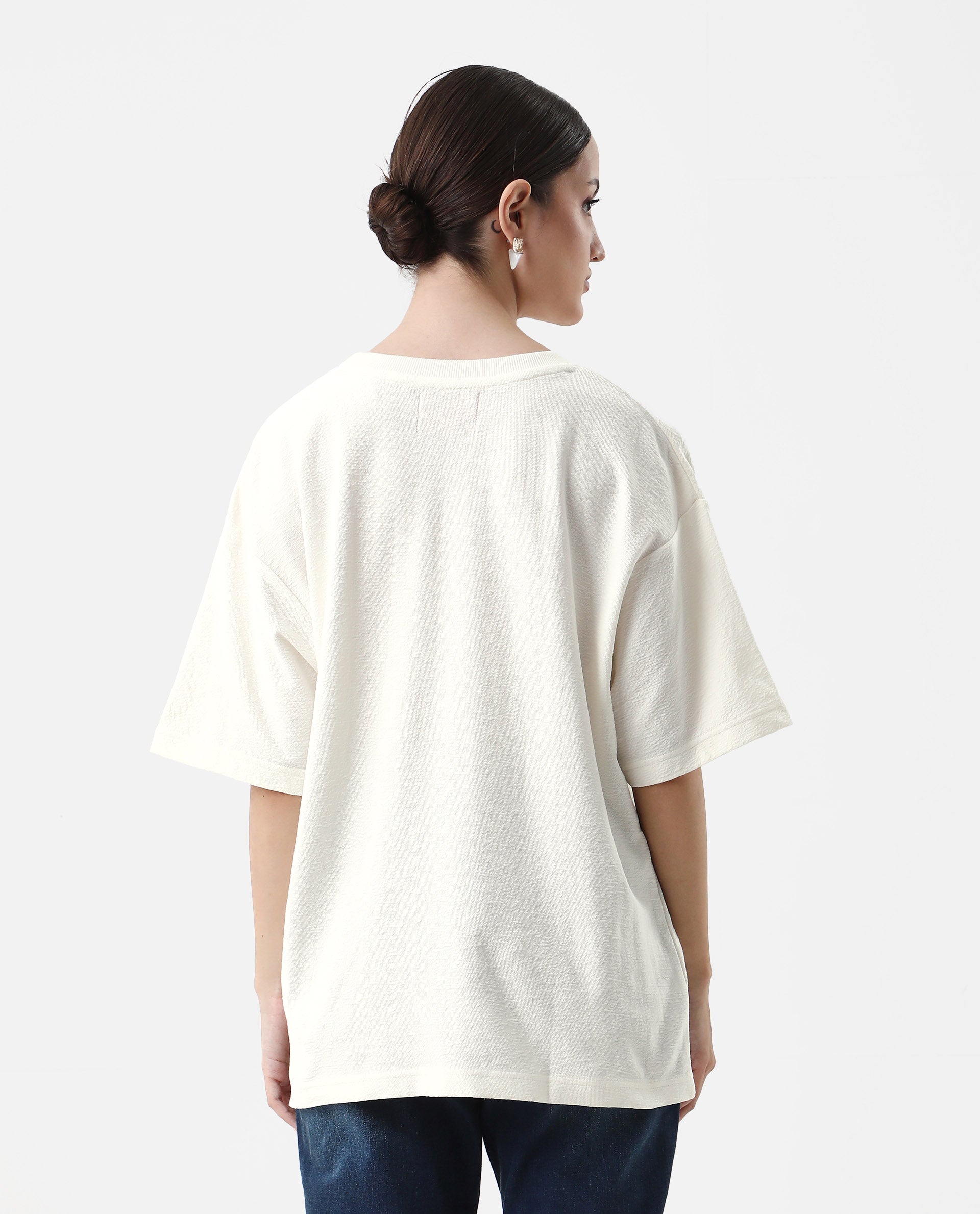 Rareism Women's Wahre Off White Cotton Crew Neck Graphic Print Oversized T-Shirt