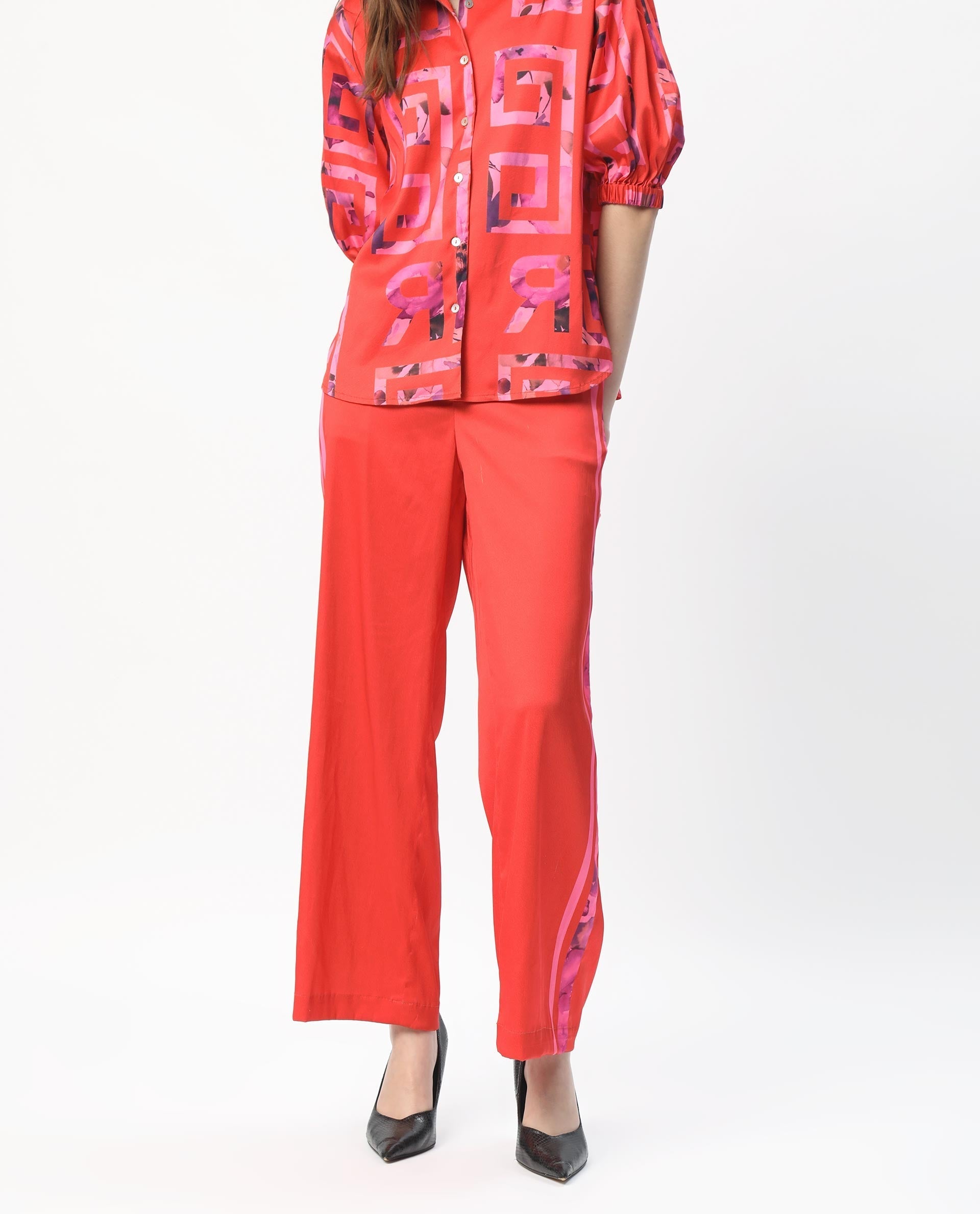 Rareism Women Wallace Pink Polyester Fabric Drawstring Closure Regular Fit Floral Print Ankle Length Trousers