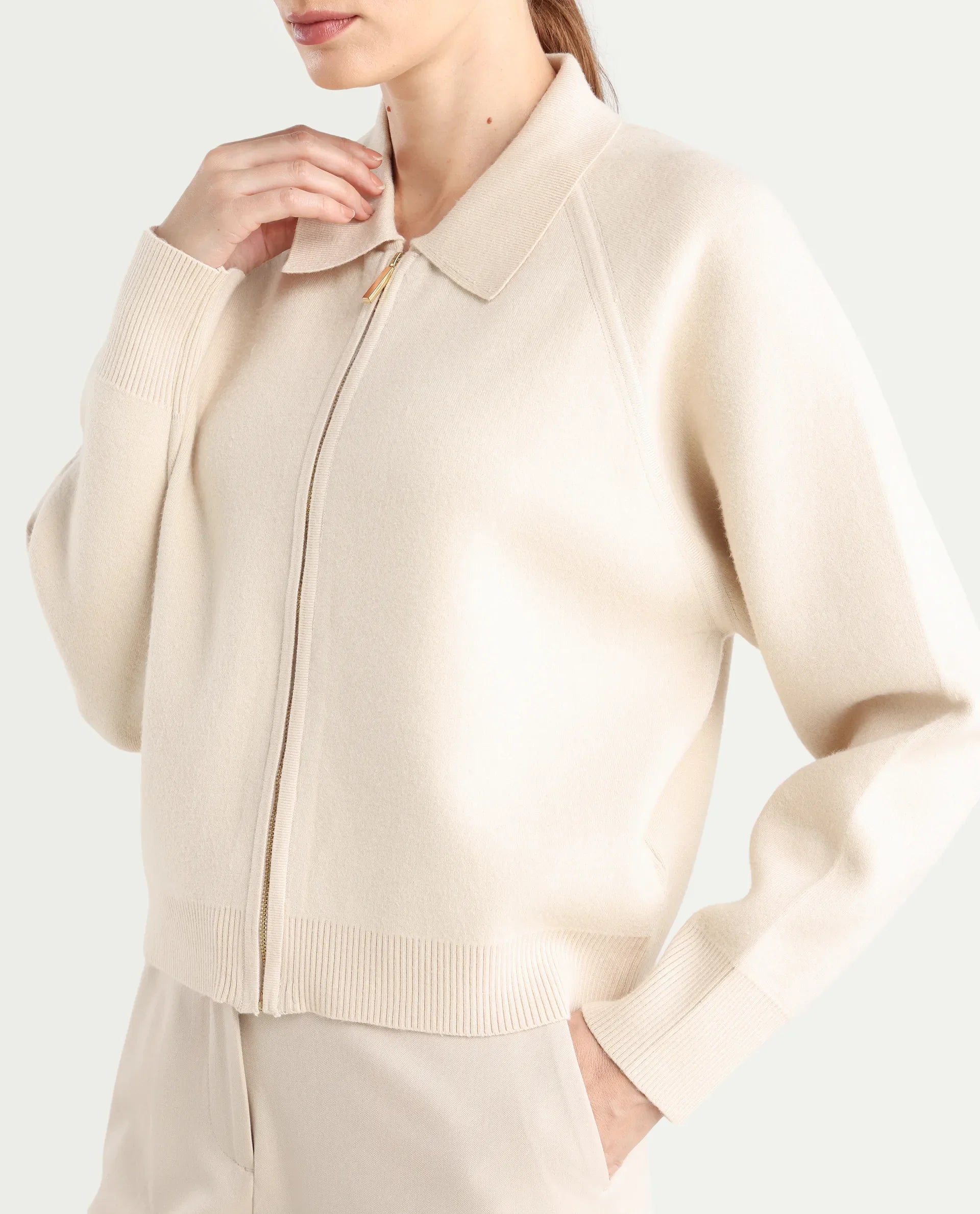 Rareism Women's Wedzo Off White Viscose Blend Spread Collar Regular Fit Plain Jacket