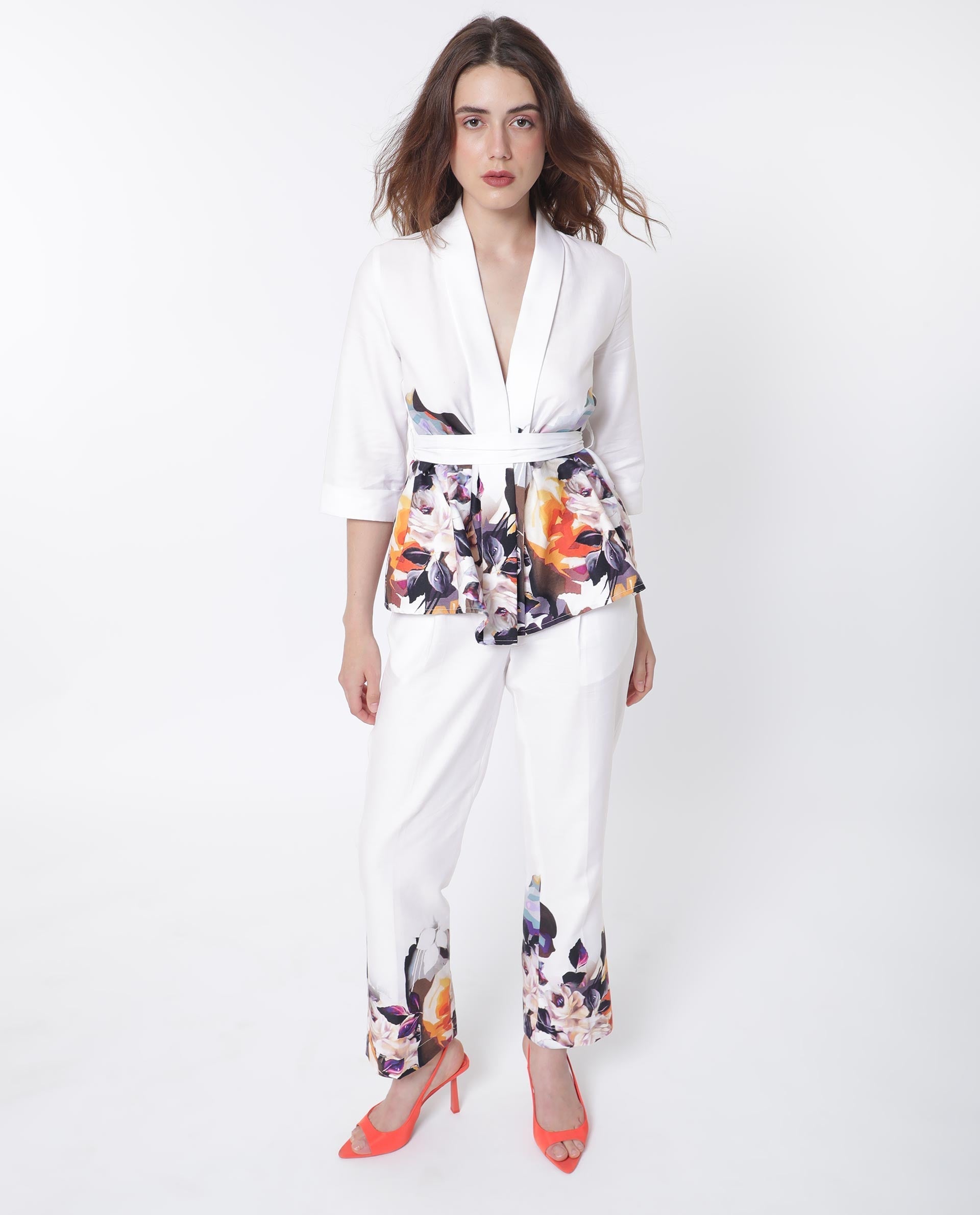 Rareism Women Weigen White Cotton Fabric Relaxed Fit Floral Print Ankle Length Trousers