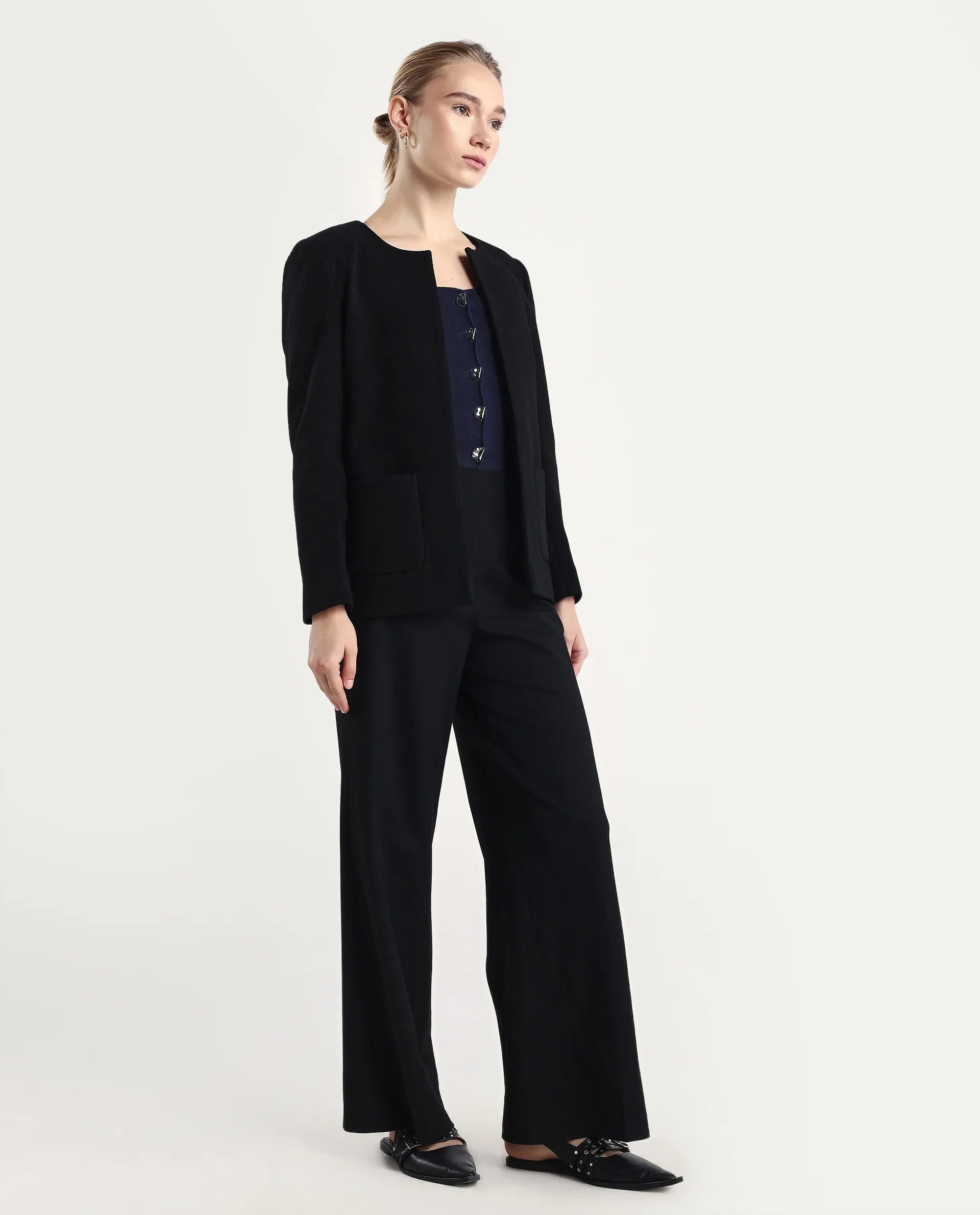 Rareism Women Wido Black Polyester Blend Button Closure Wide Leg Fit Plain Travel Trouser