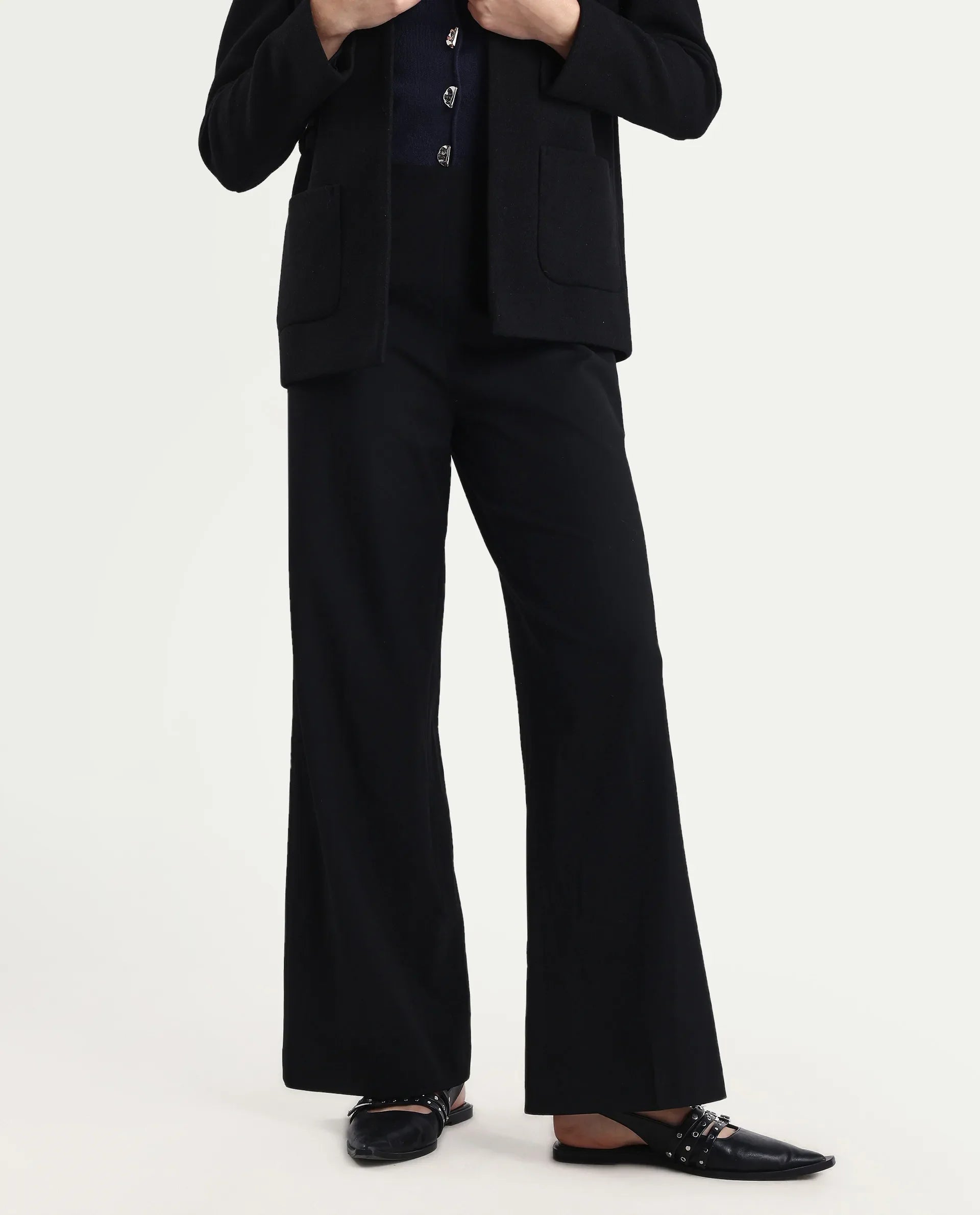 Rareism Women Wido Black Polyester Blend Button Closure Wide Leg Fit Plain Travel Trouser