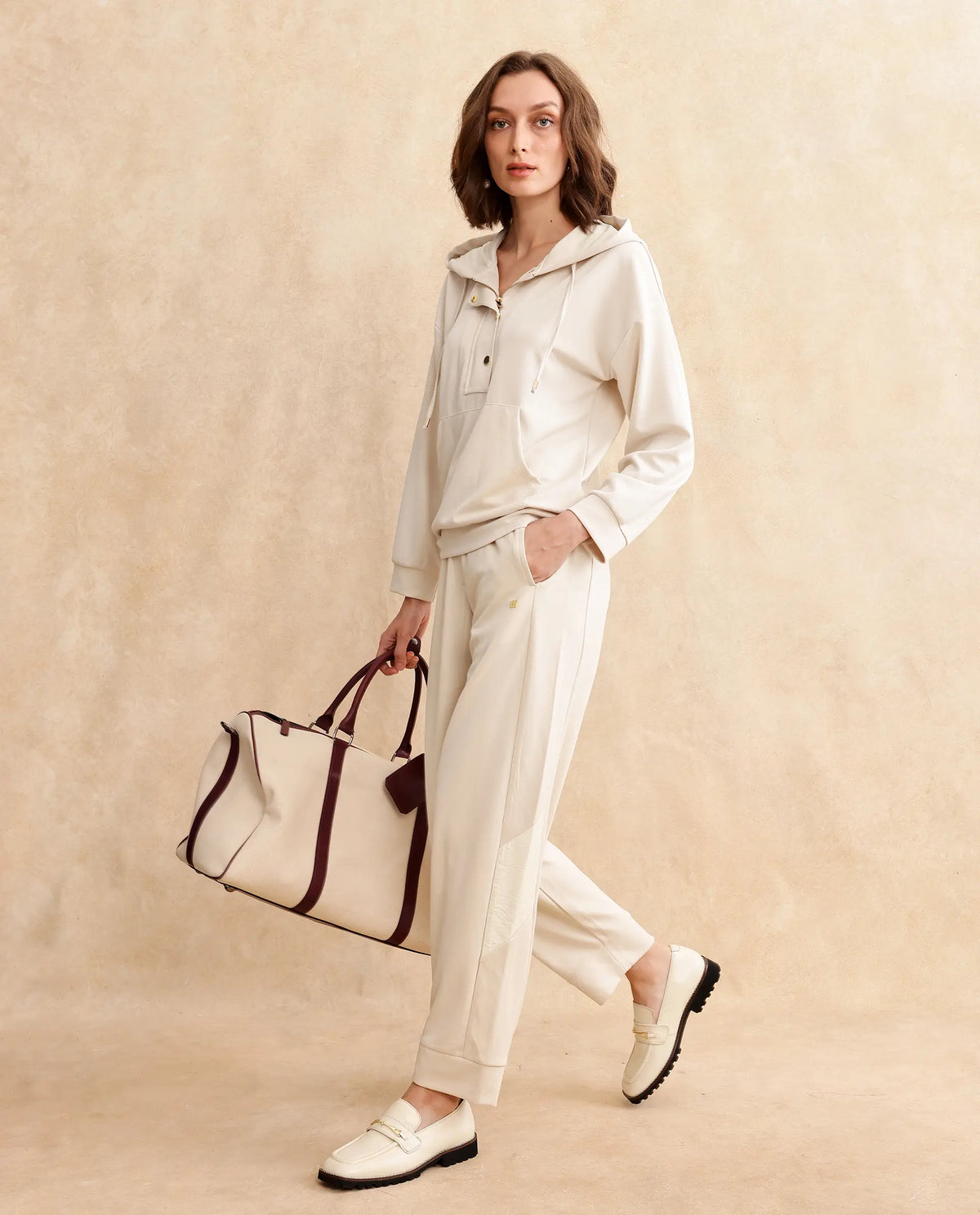 Rareism Women Yalova Primary Off White Full Sleeve Sweatshirt