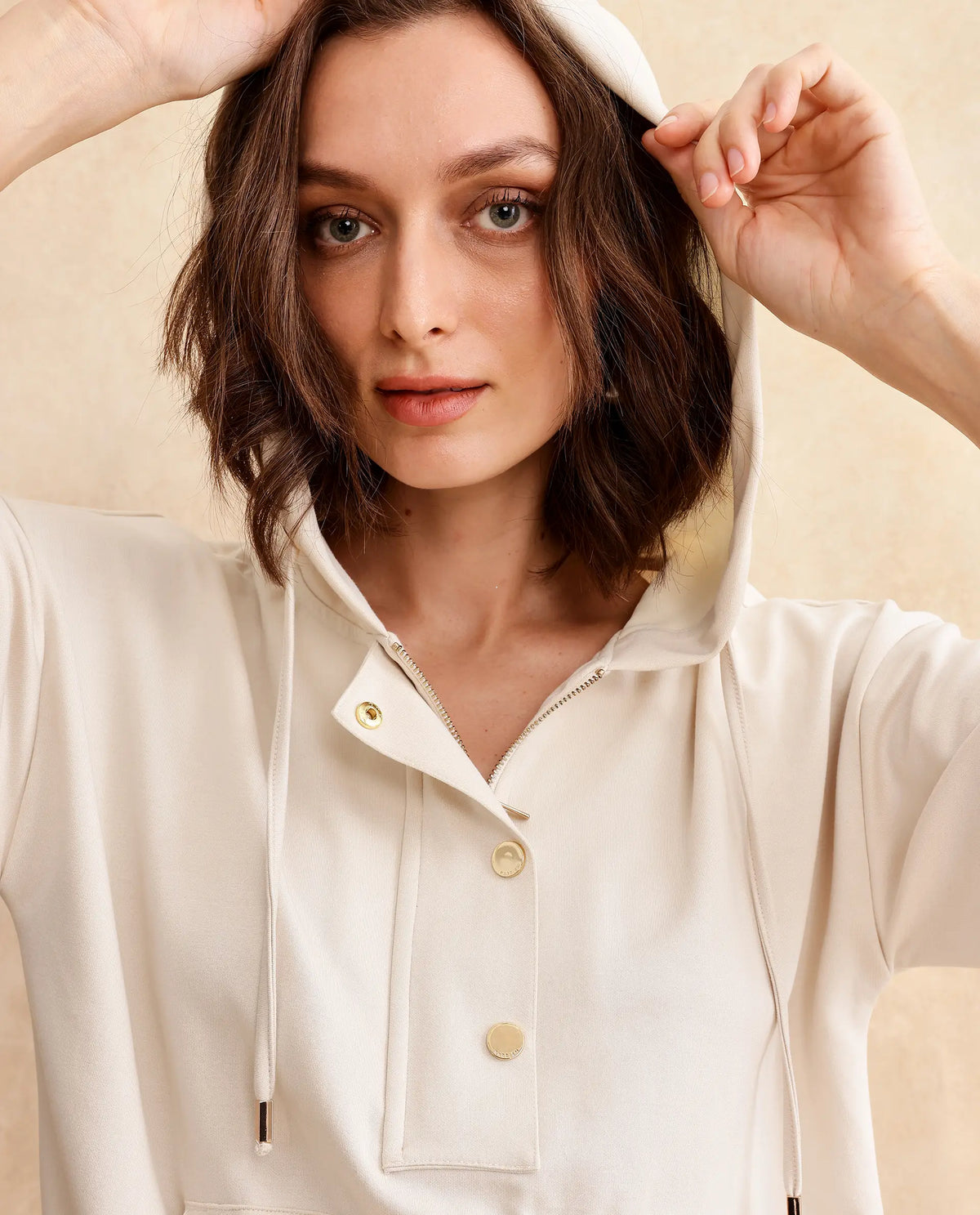 Rareism Women Yalova Primary Off White Full Sleeve Sweatshirt