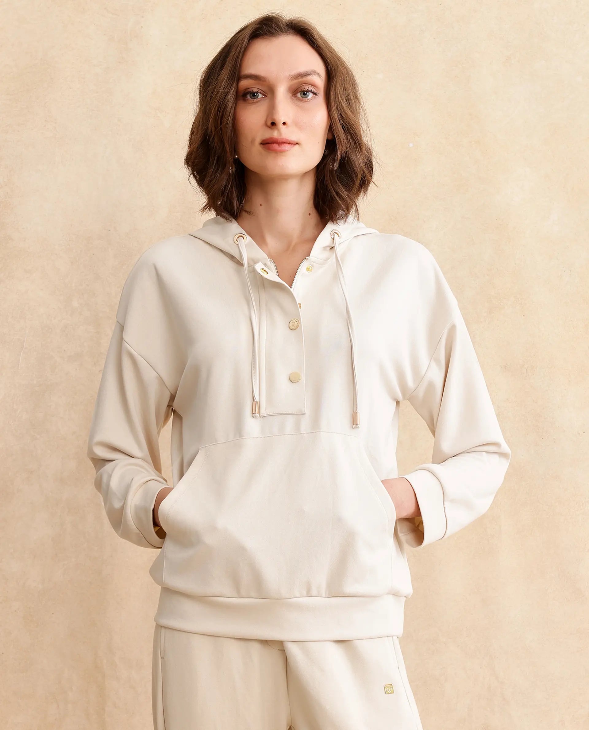 Rareism Women's Yalova Off White Modal Blend Hooded Plain Relaxed Fit Sweatshirt