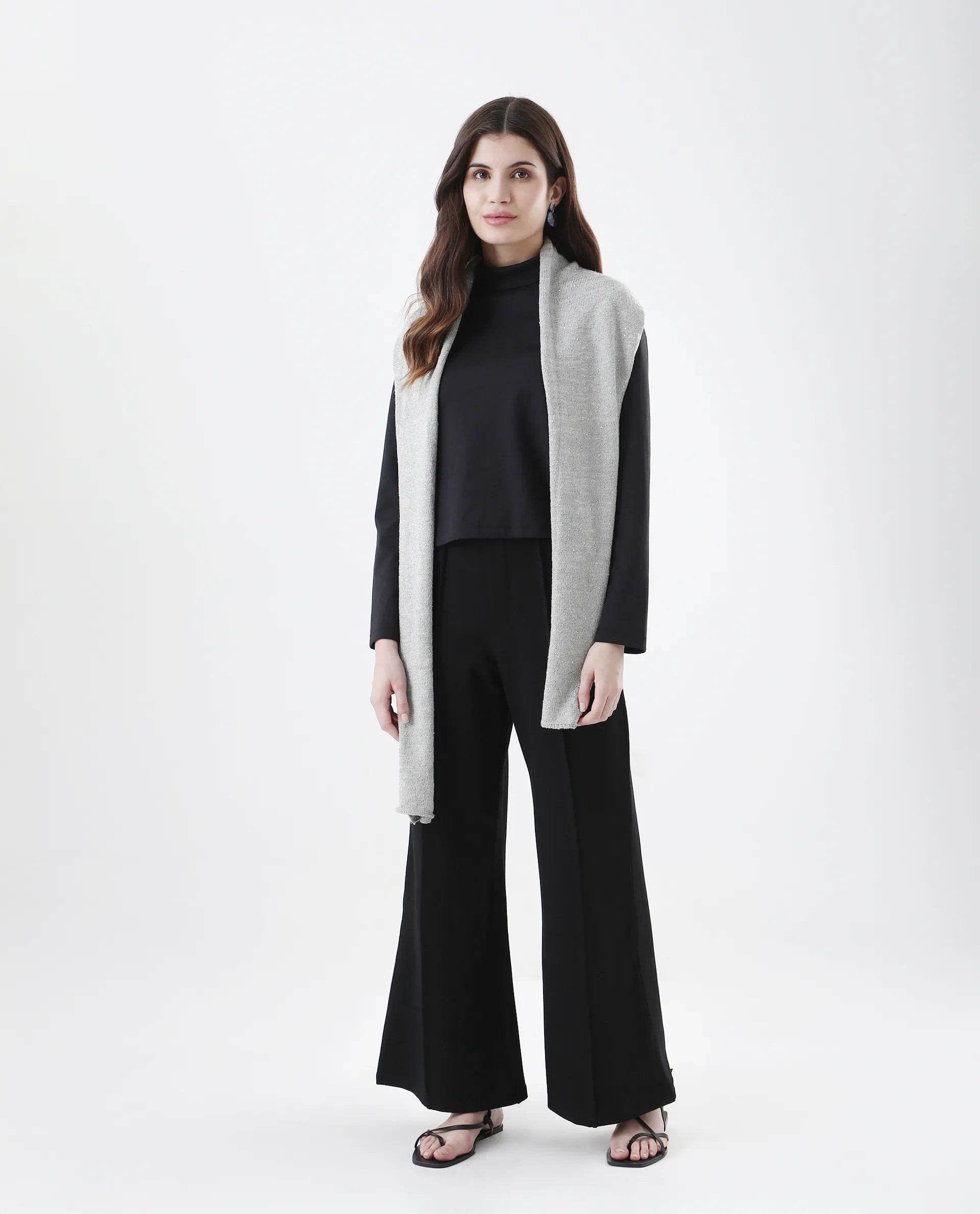 Rareism Women Yemen Dark Grey Plain Muffler