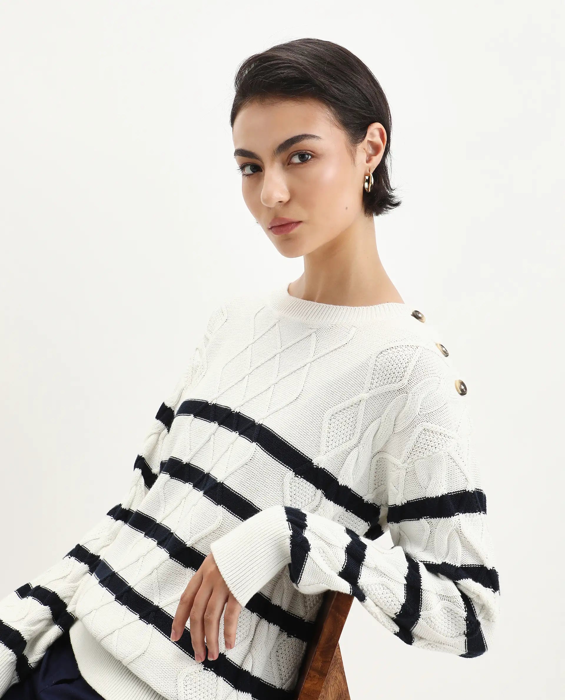 Rareism Women's Zerna White Cotton Crew Neck Regular Fit Sweater