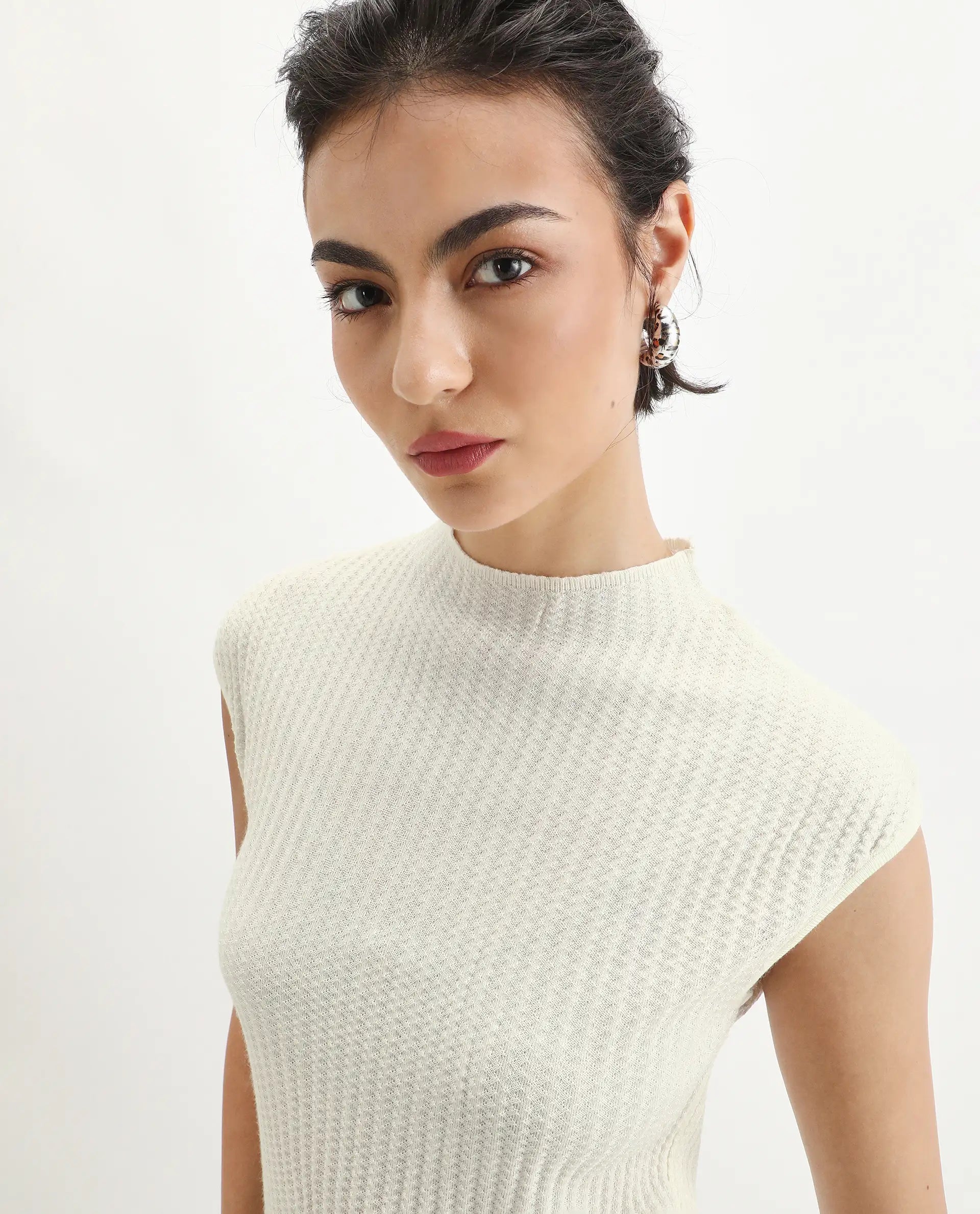 Rareism Women's Afmat Off White Acrylic High Neck Plain Sleeveless Regular Fit Top