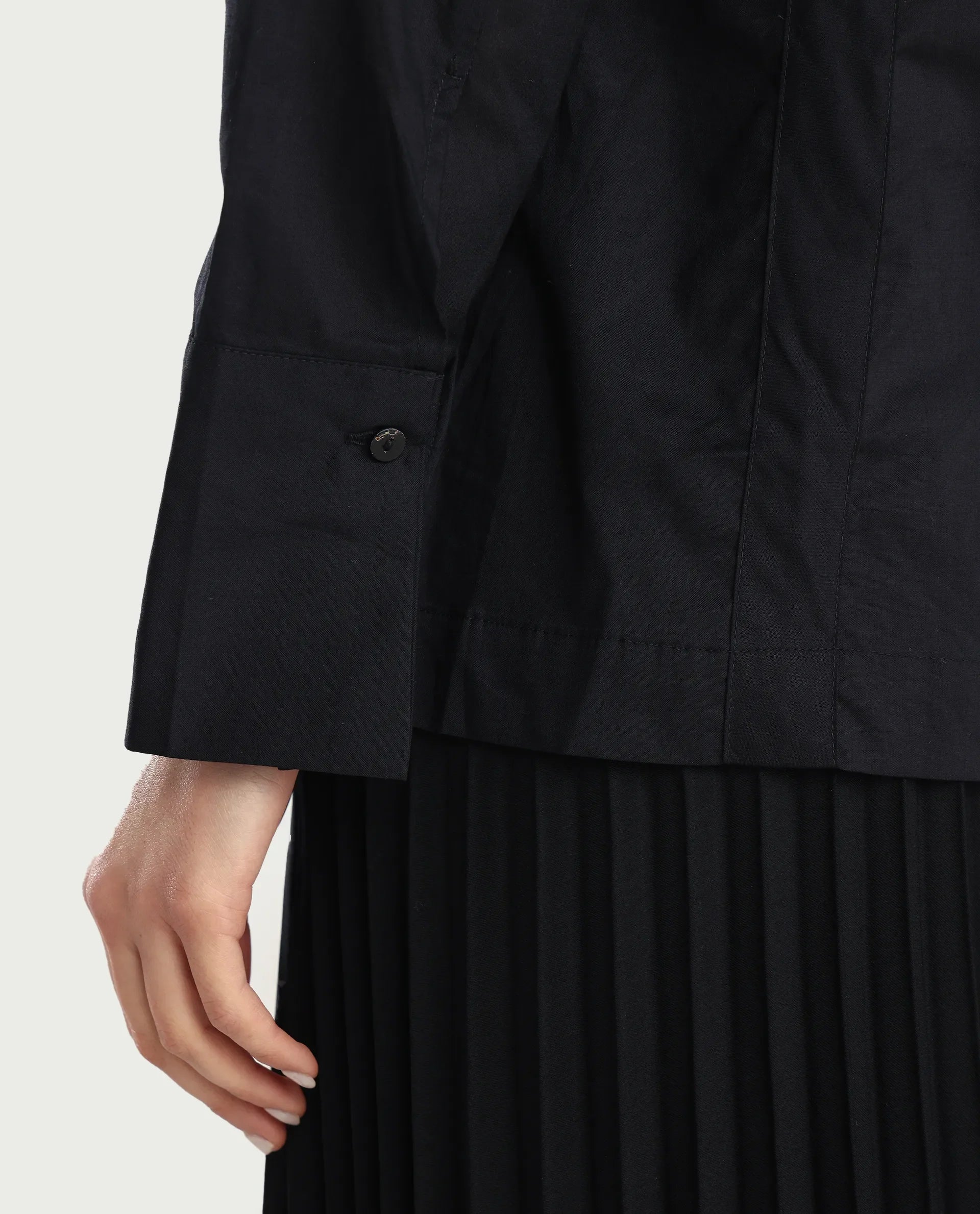 Rareism Women's Arthur Black Cotton Drop Collar Plain Cuffed Sleeve Regular Fit Shirt