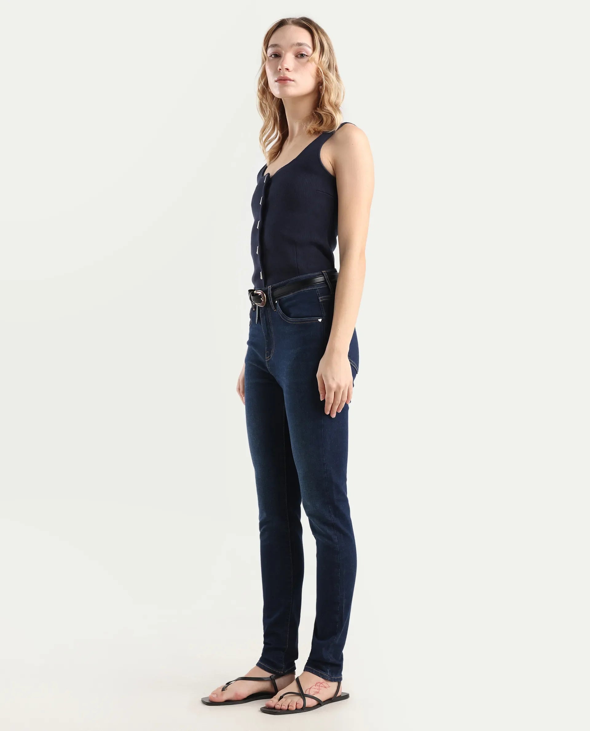 Rareism Women's Denyo Blue Cotton Blend Skinny Plain Jeans