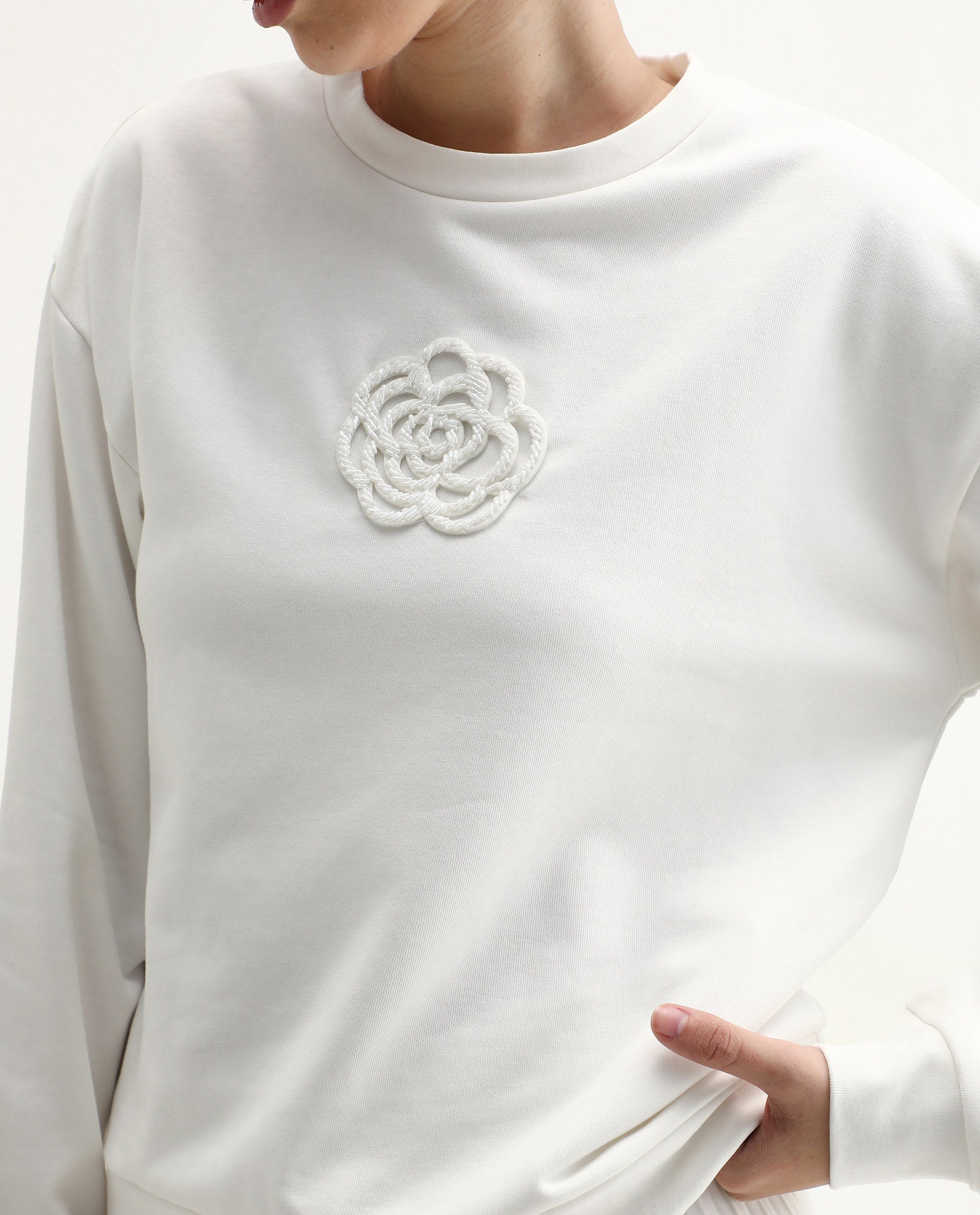 Rareism Women's Flaf Off White Cotton Blend Crew Neck Regular Fit Printed Sweatshirt