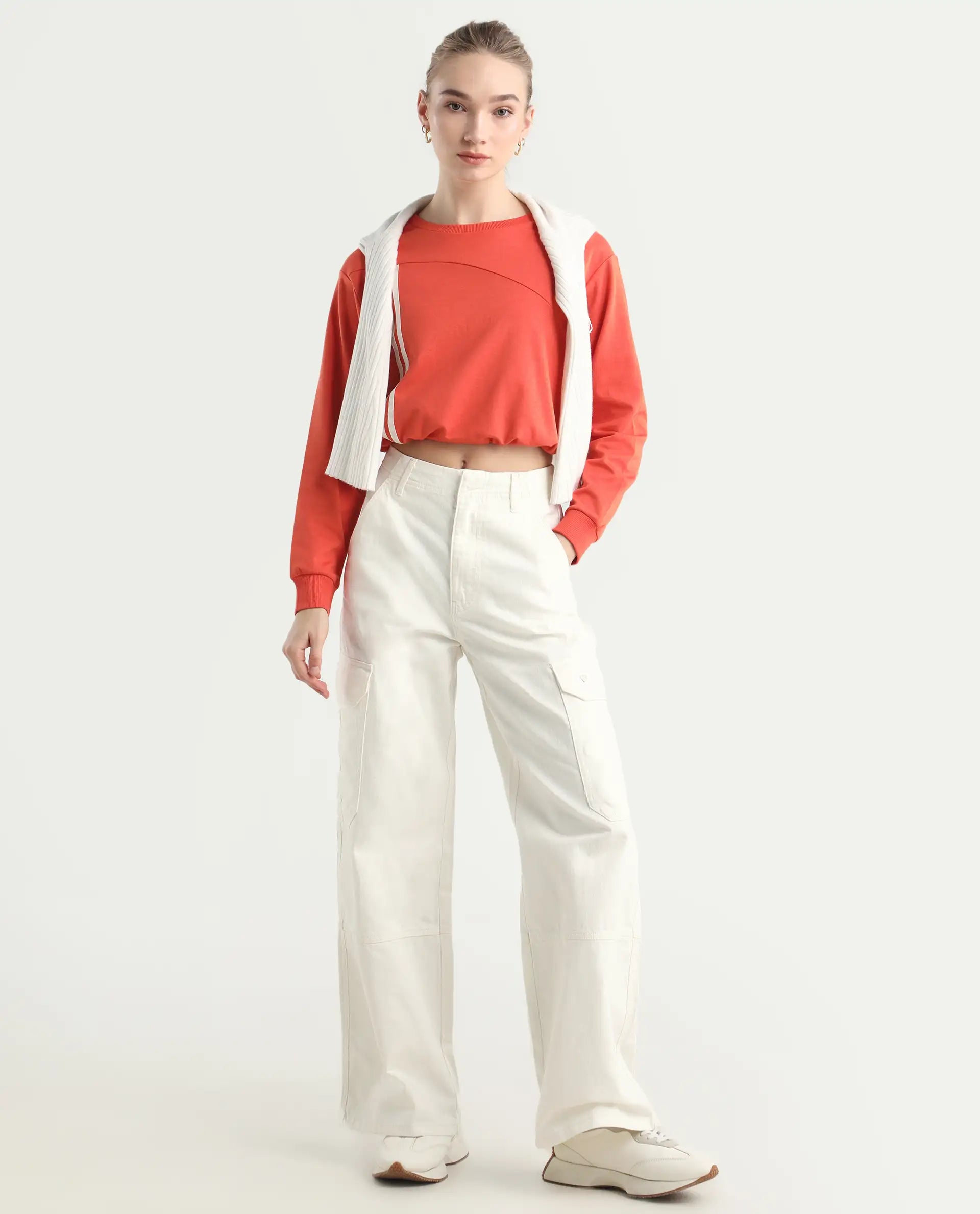 Rareism Women's Itsiz Off White Cotton Plain Ankle Length Wide Leg Trouser