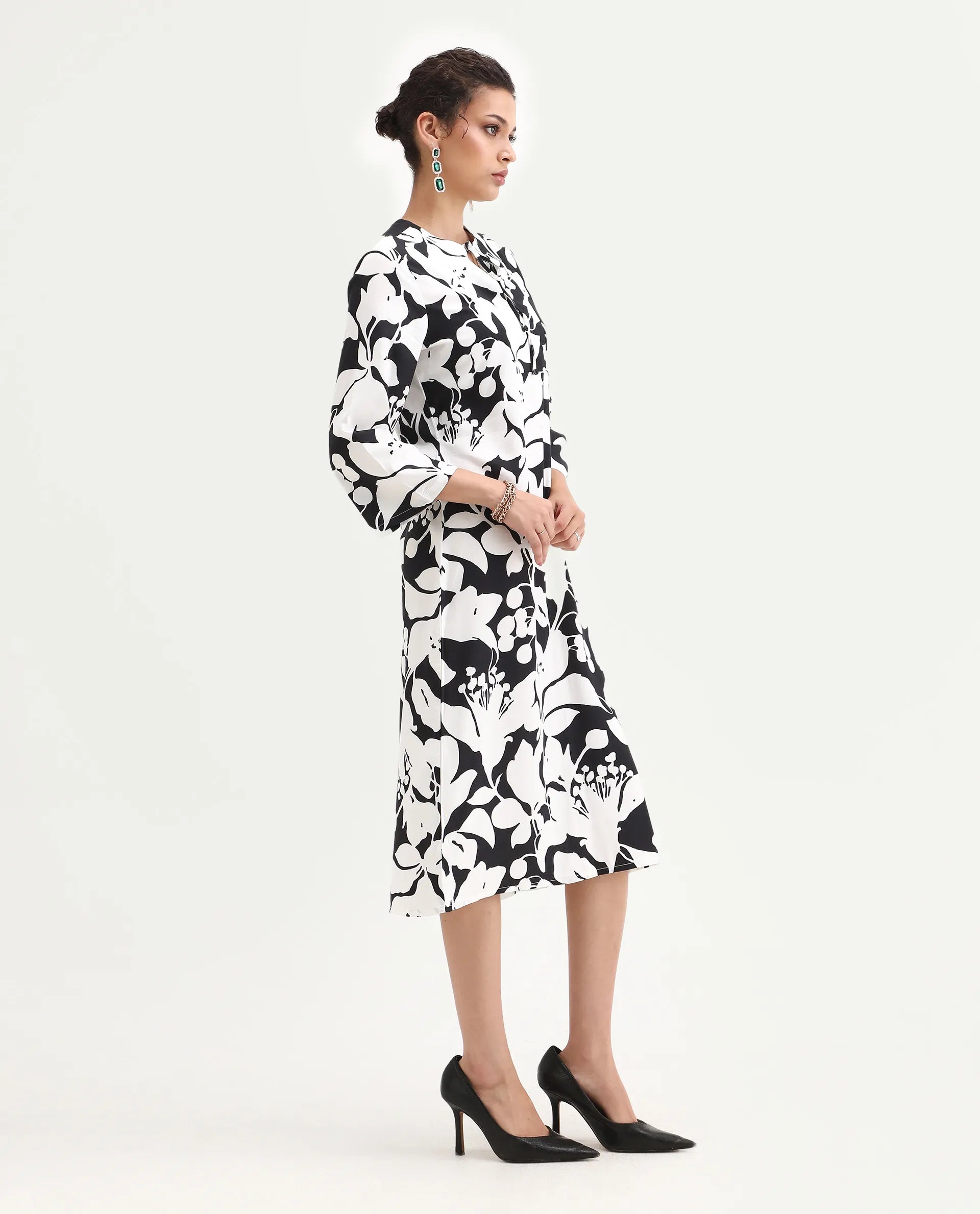 Rareism Women's Janzen Black Viscose Tie-Up Neck Floral Print Bell Sleeve Midi Straight Fit Dress