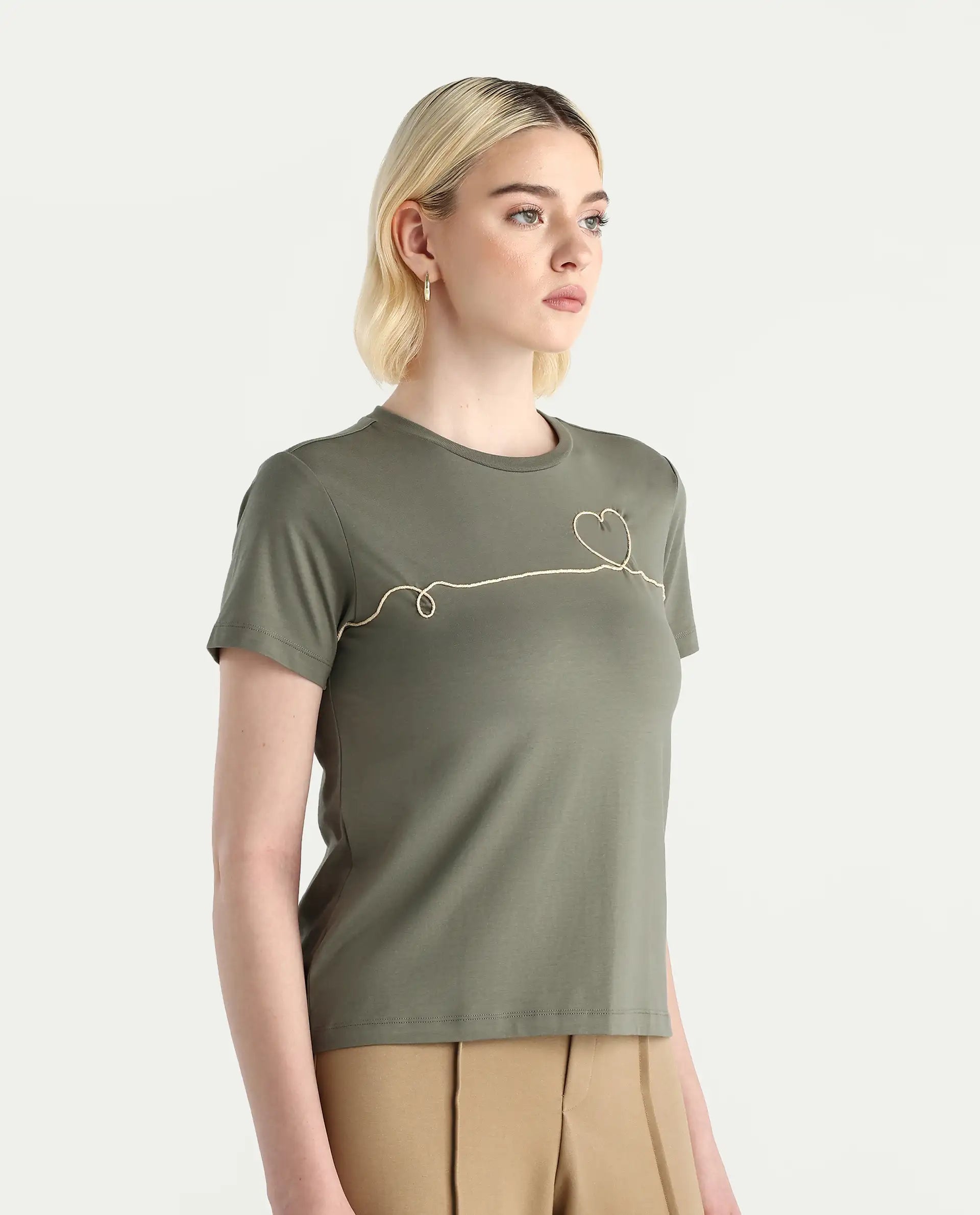 Rareism Women's Keyf Dusky Green Cotton Blend Fabric Crew Neck Regular Fit Printed T-Shirt