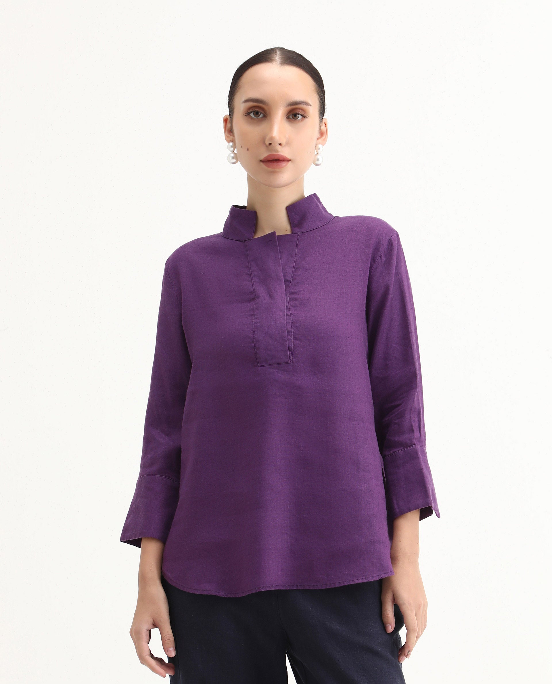 Rareism Women's Laos Purple Cotton Blend V-Neck Plain Regular Fit Top