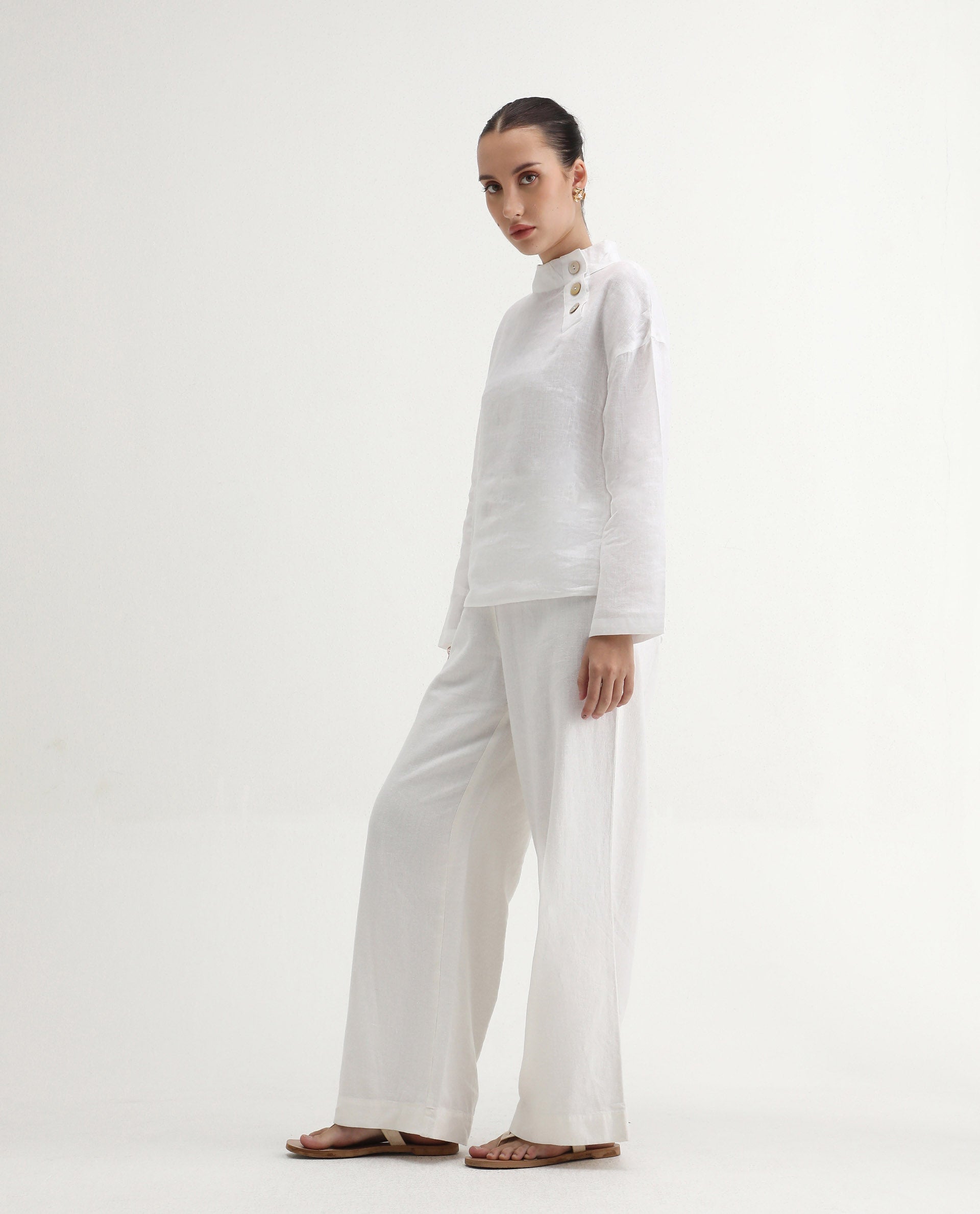 Rareism Women's Mayotte White Linen Mandarin Collar Plain Relaxed Fit Top